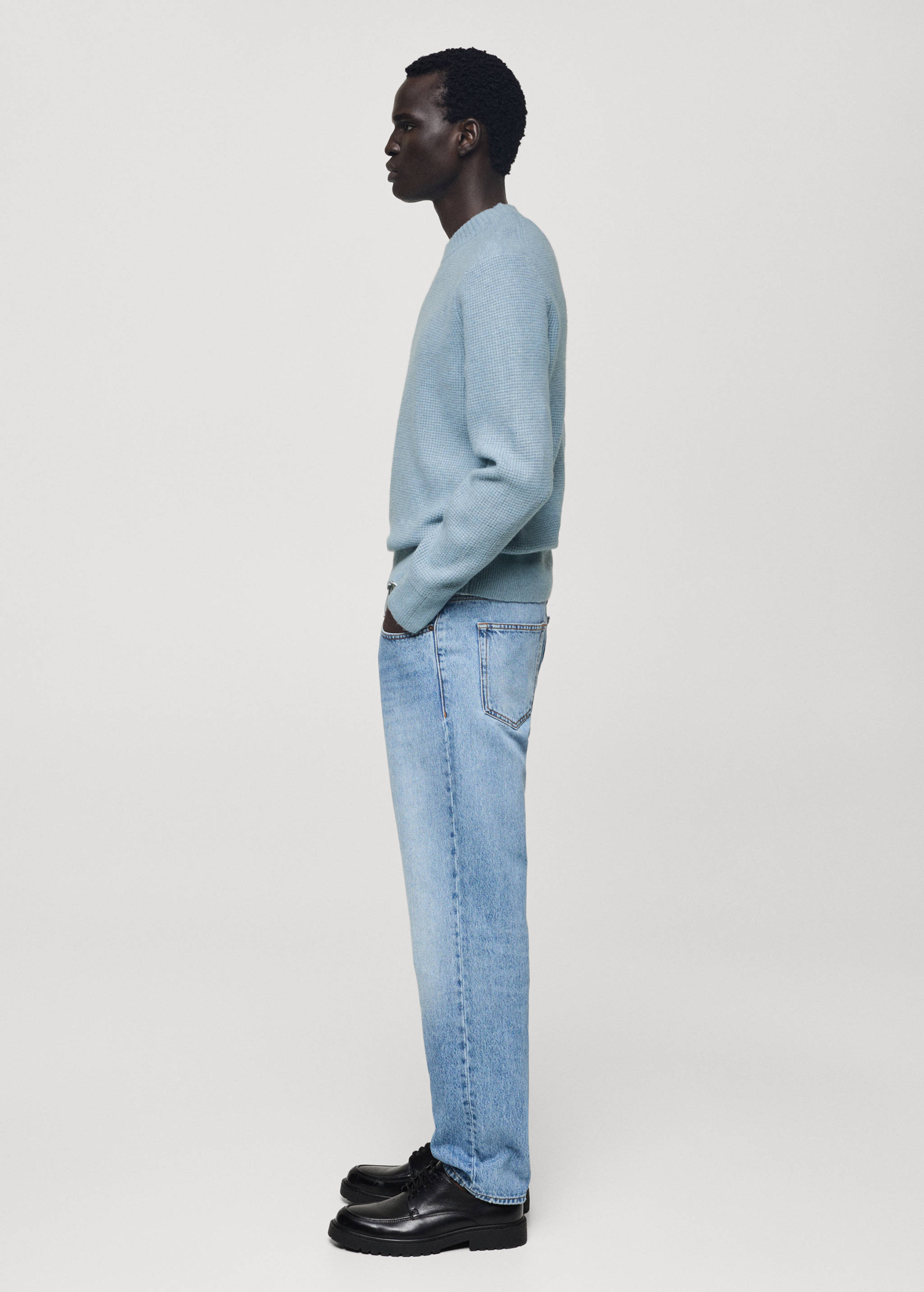 Knitted sweater with check structure - Details of the article 2