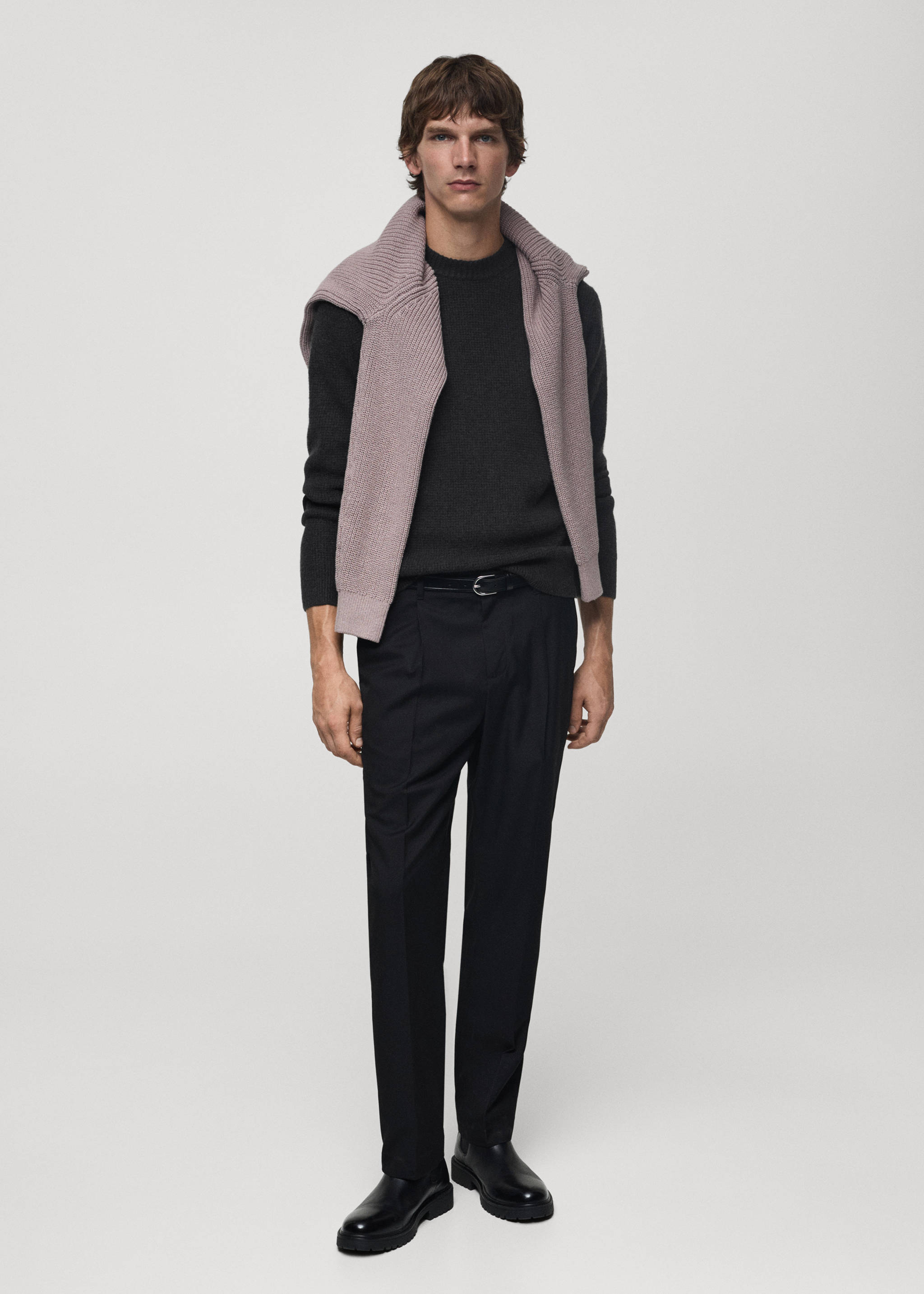 Knitted sweater with check structure - General plane