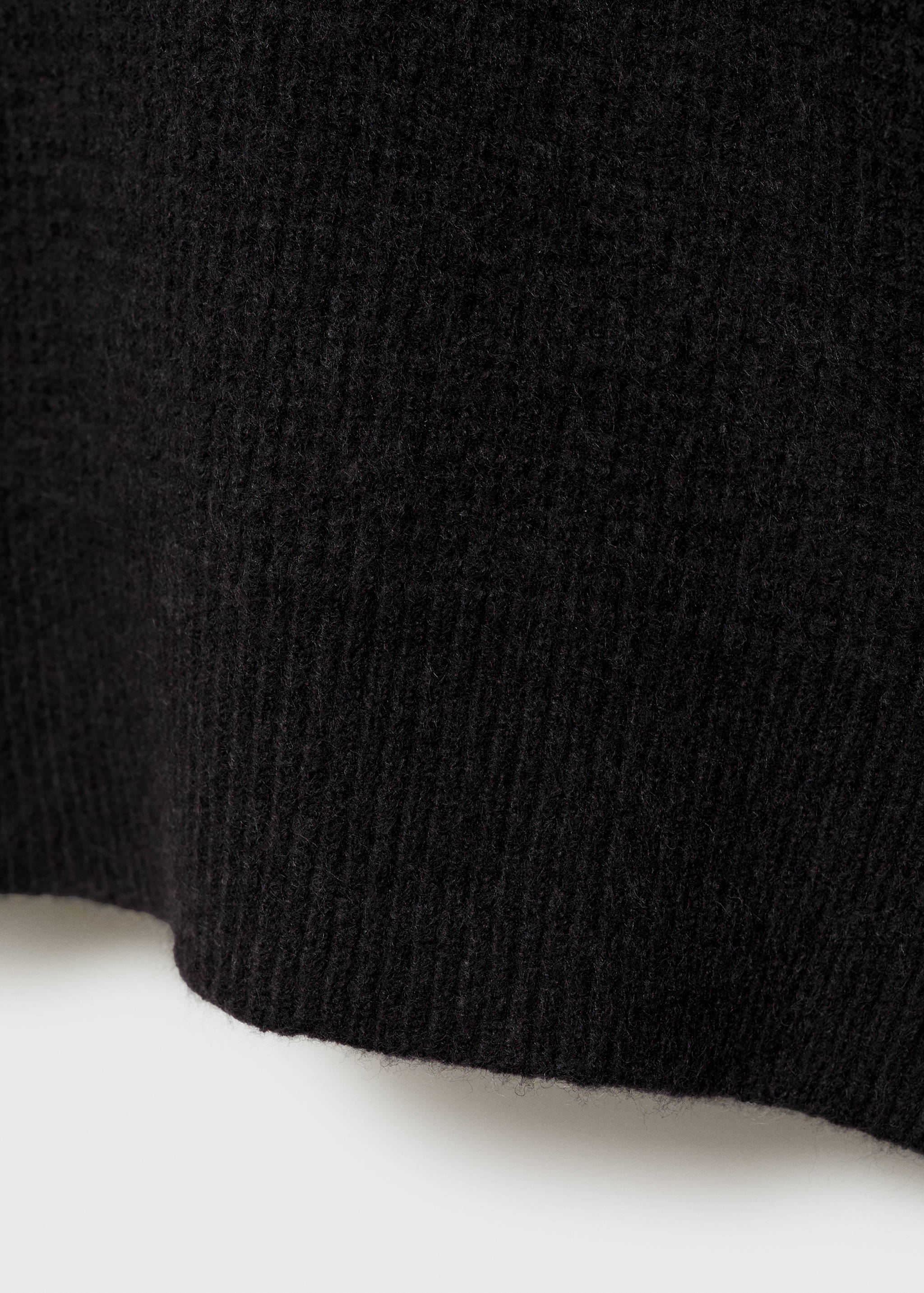 Knitted sweater with check structure - Details of the article 0