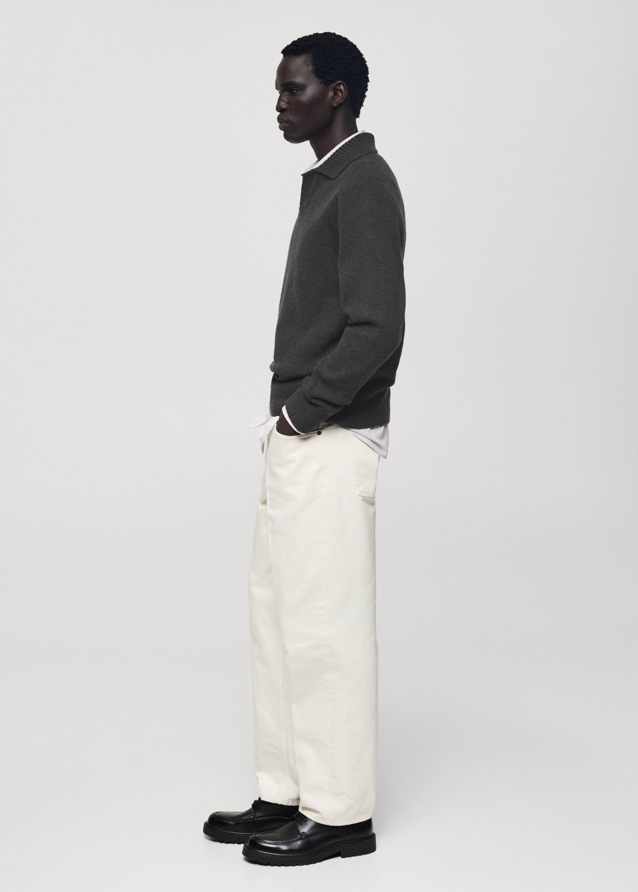 Knitted structured check polo sweater - Details of the article 2