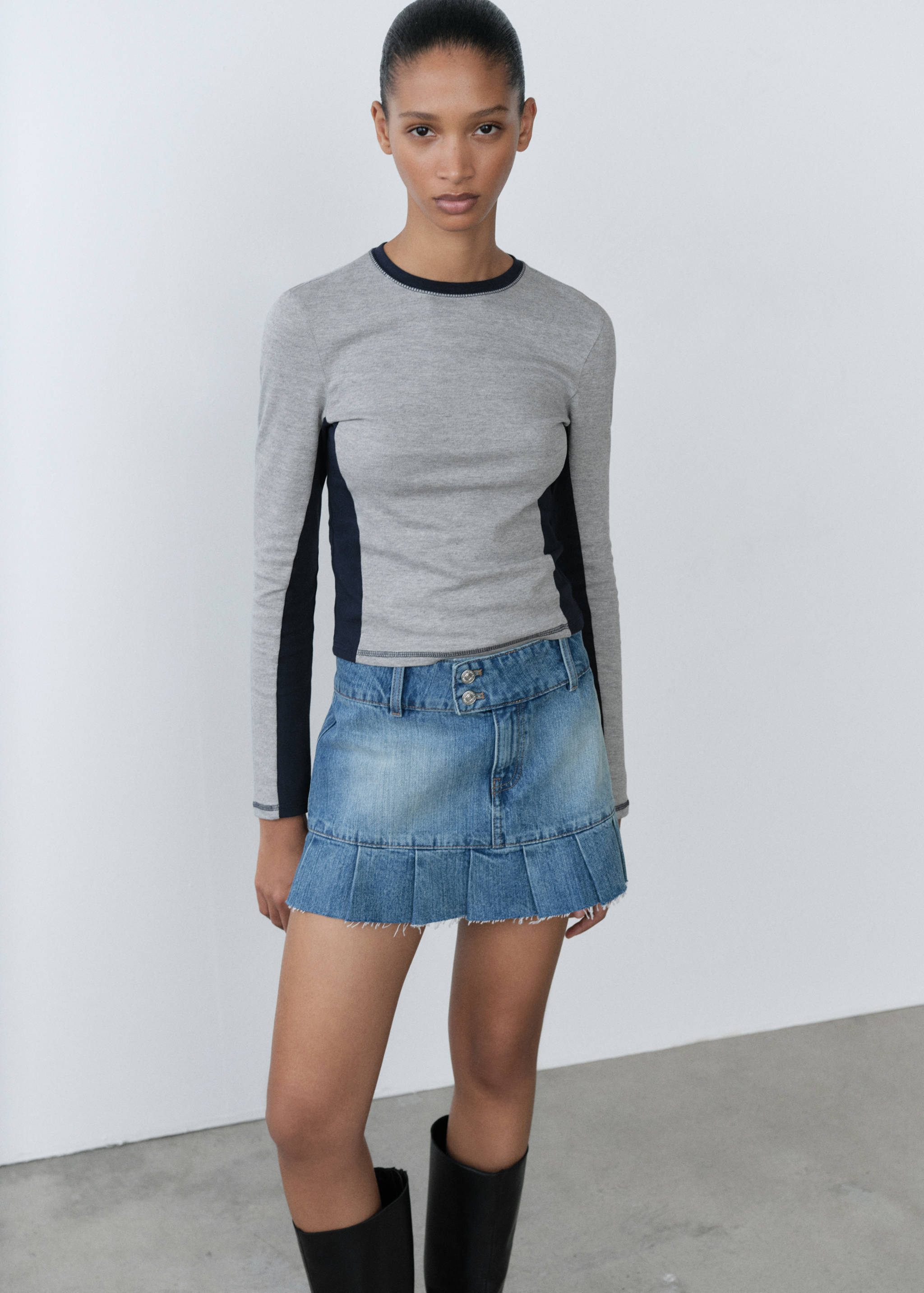 Cotton t-shirt with contrasting panels - Medium plane