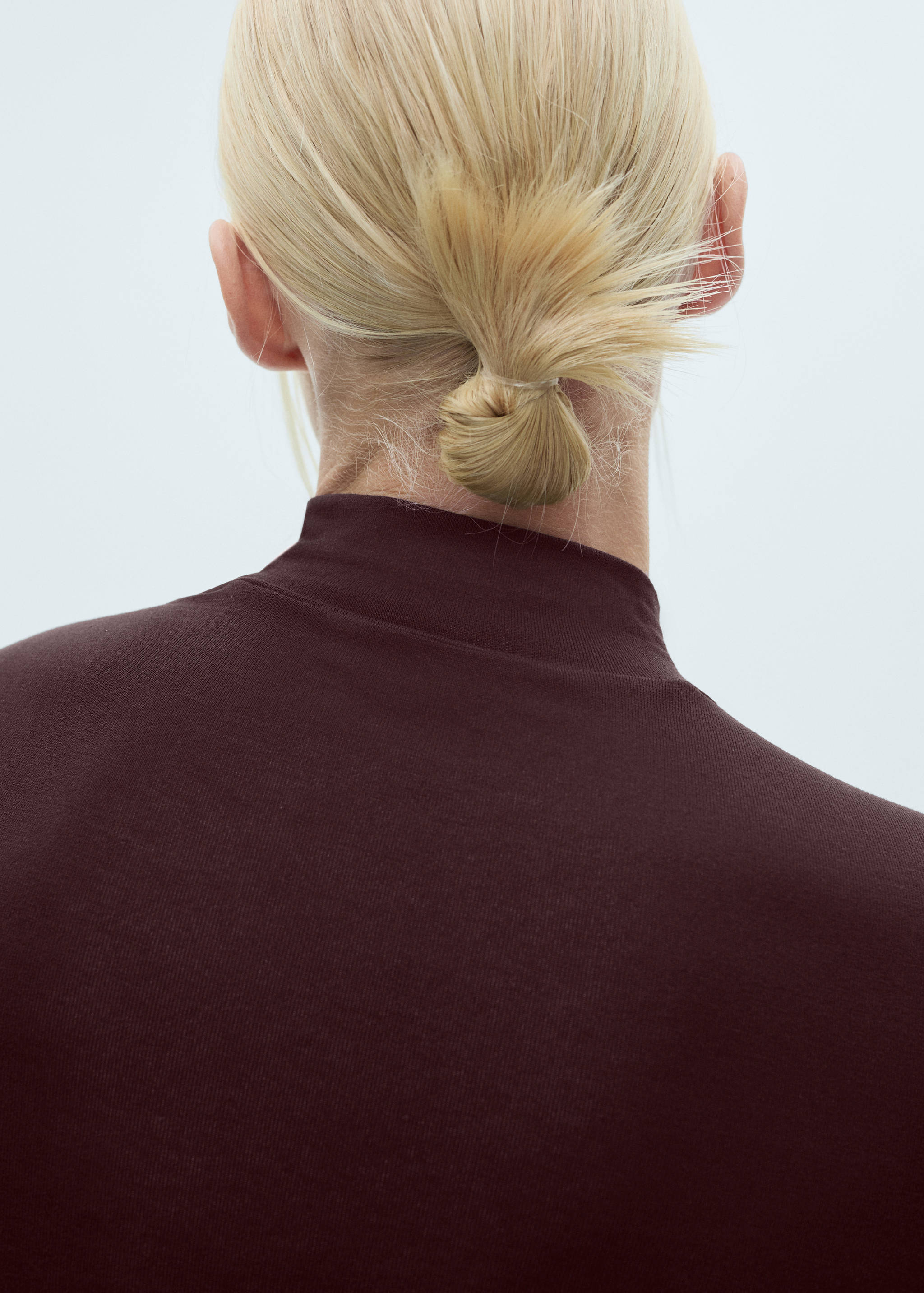 Turtleneck T-shirt - Details of the article 6