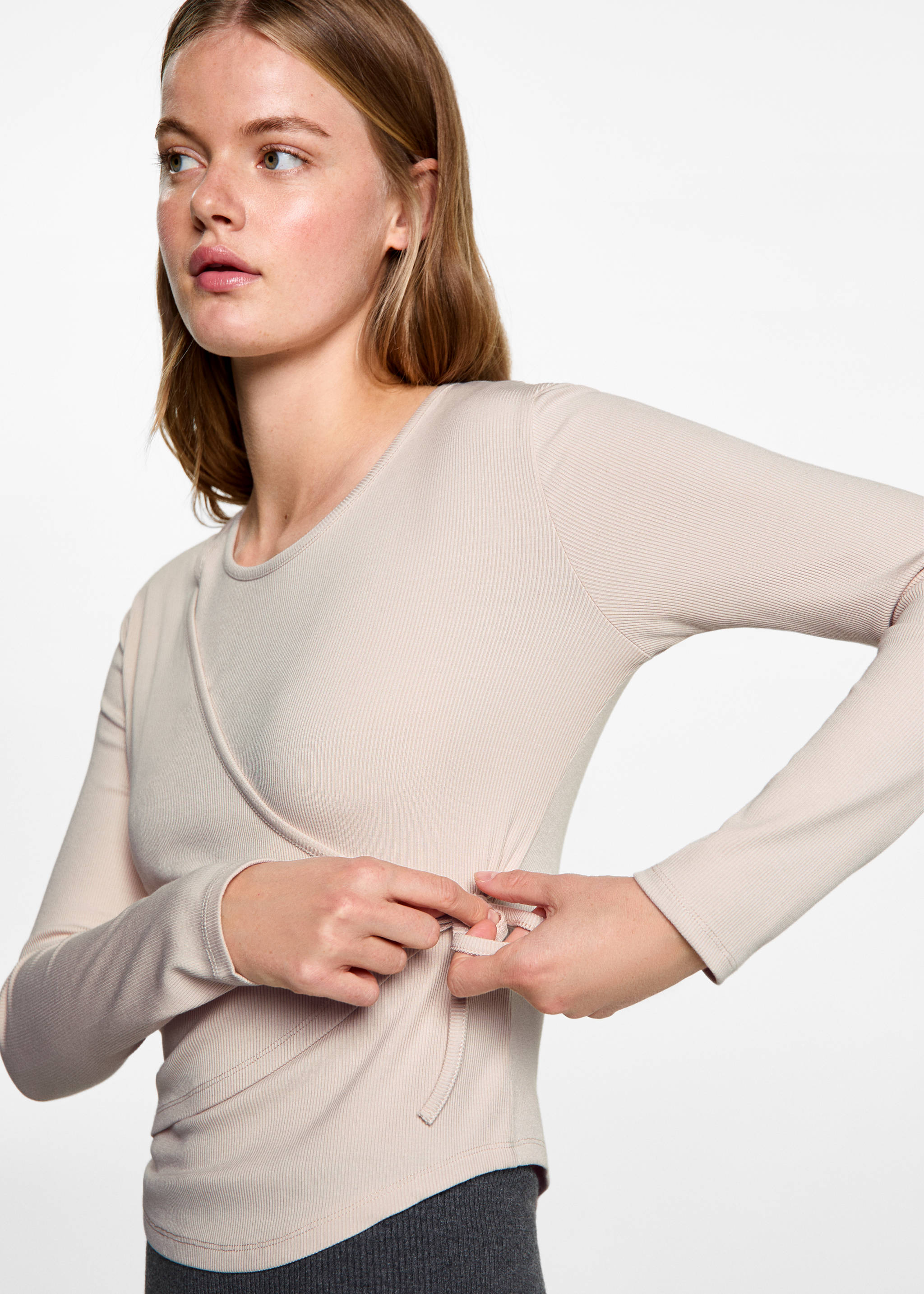 Футболка с запахом и бантом - Деталь изделия 2