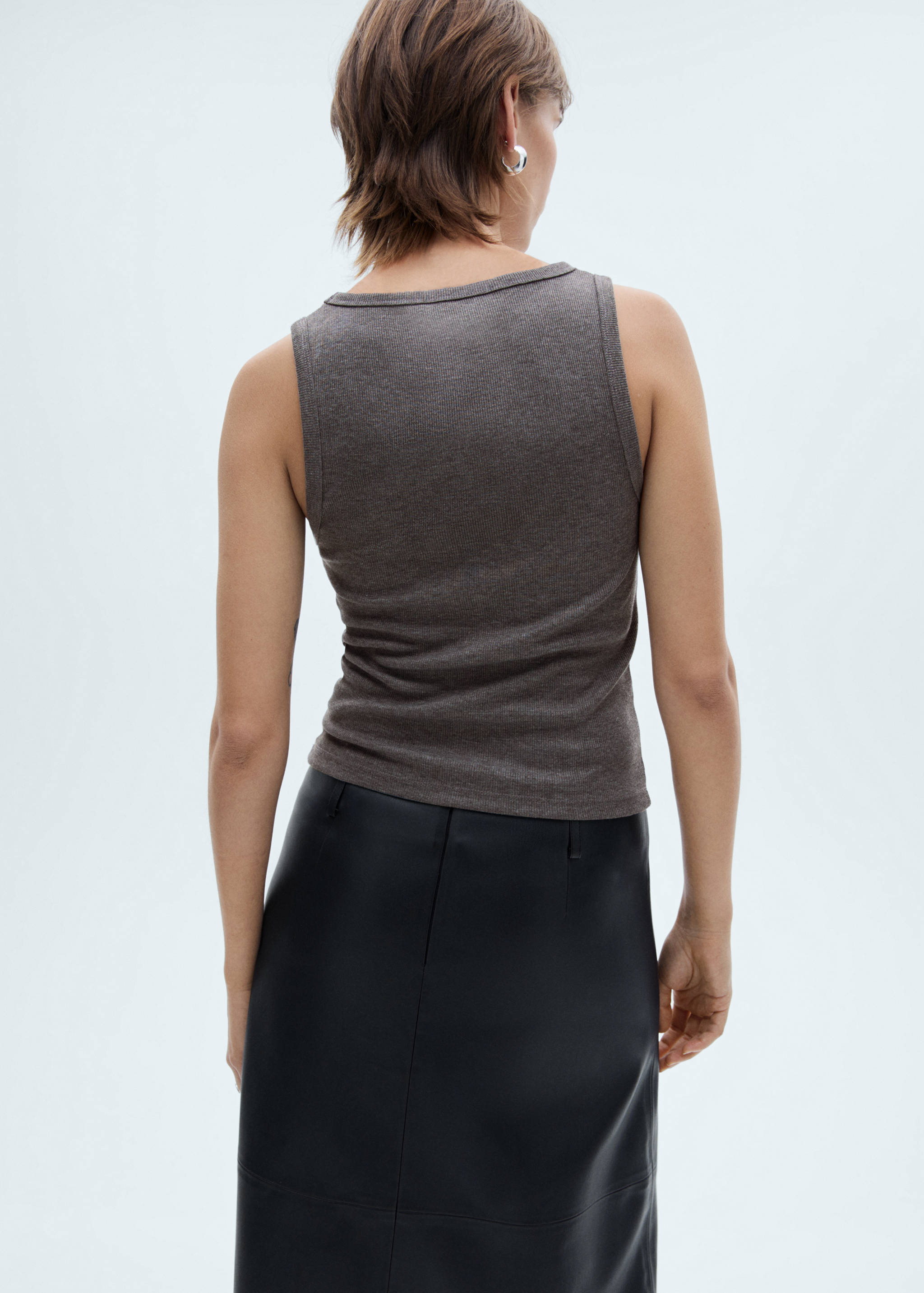 Sequined tank top - Reverse of the article