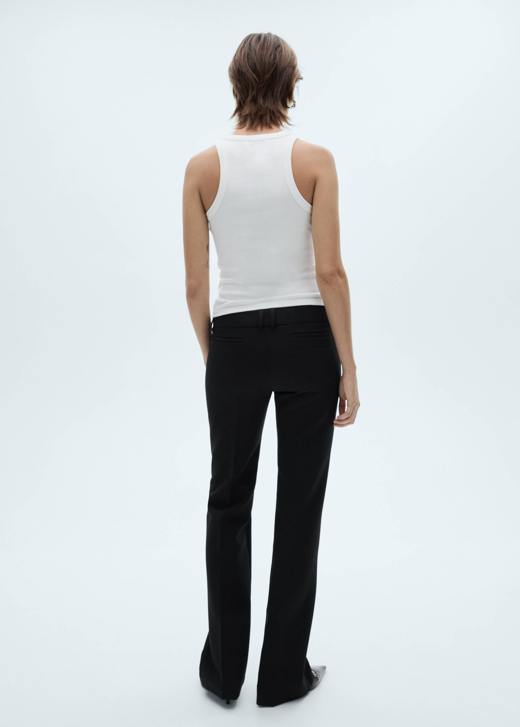 Sequined halter top - Reverse of the article