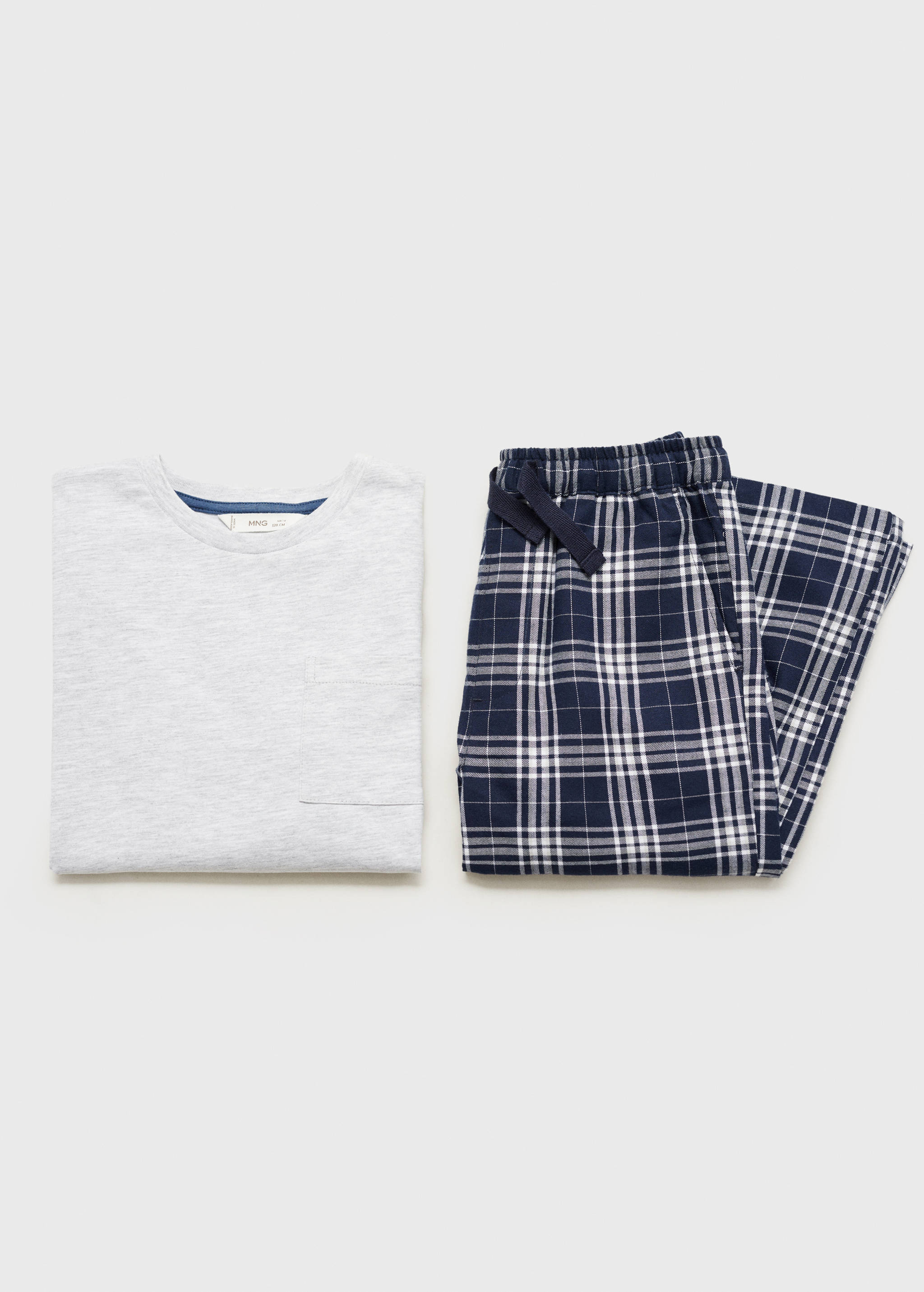 Checked cotton pyjamas - Details of the article 8