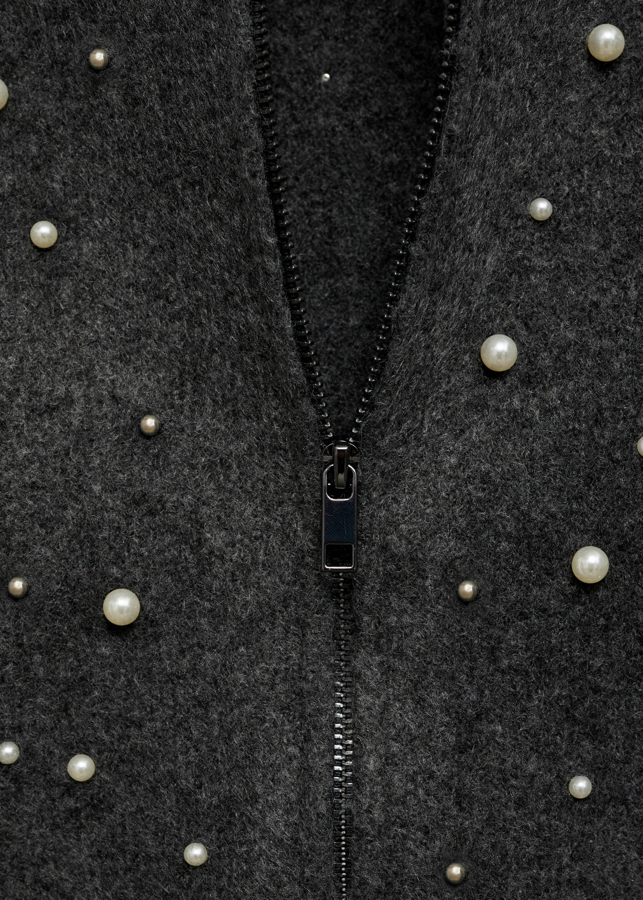 Knitted jacket with pearl details - Details of the article 8