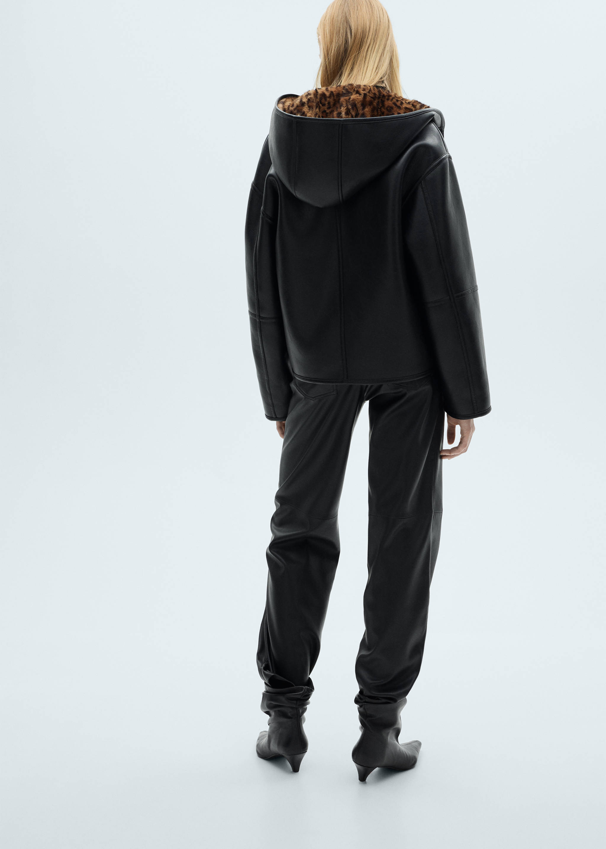 Reversible leopard-print jacket - Reverse of the article