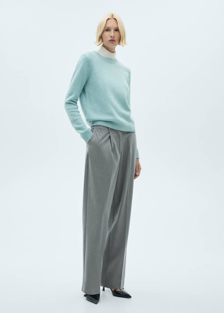 Rounded neck wool sweater — Sky Blue