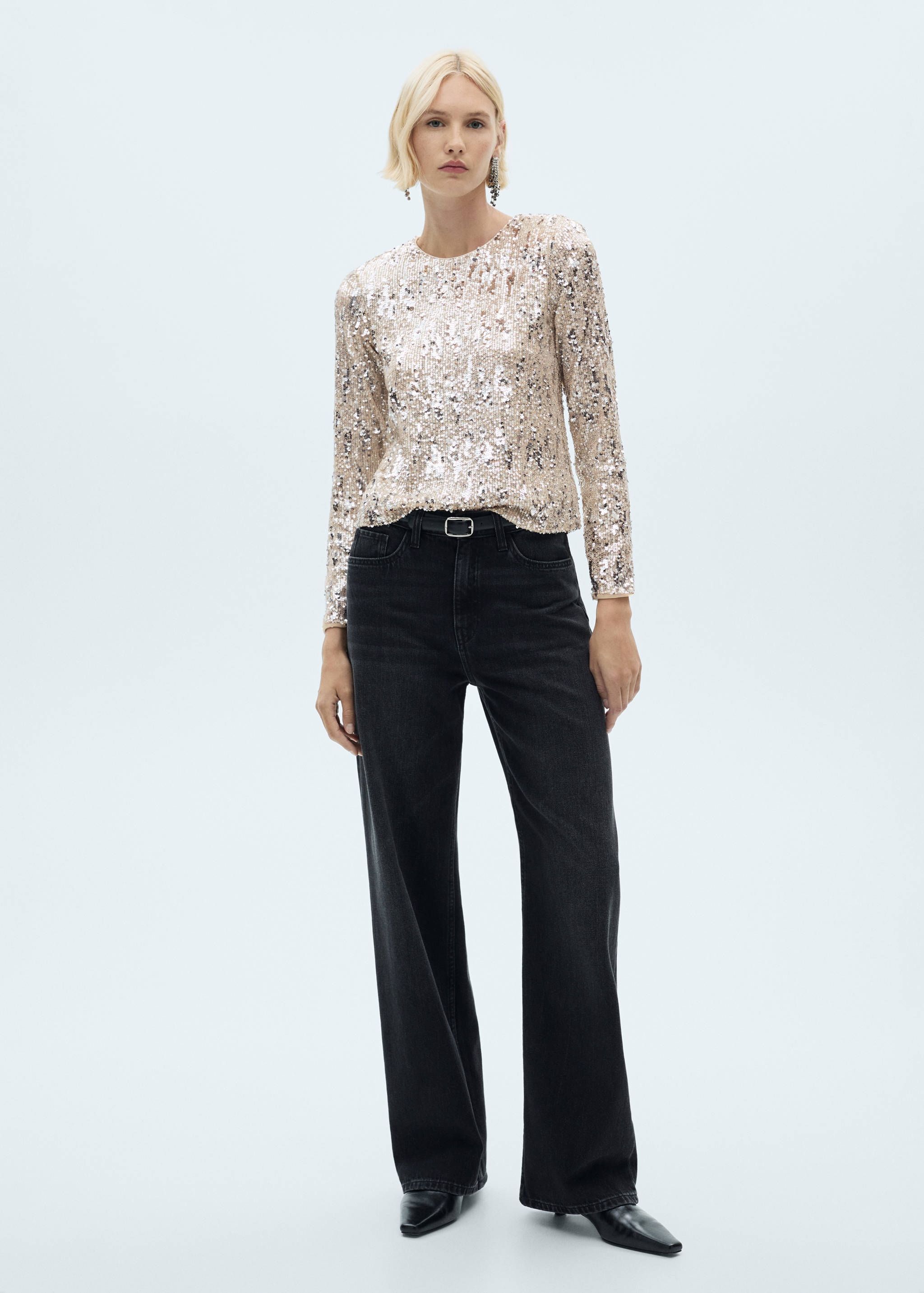 Long-sleeved t-shirt with sequins - General plane