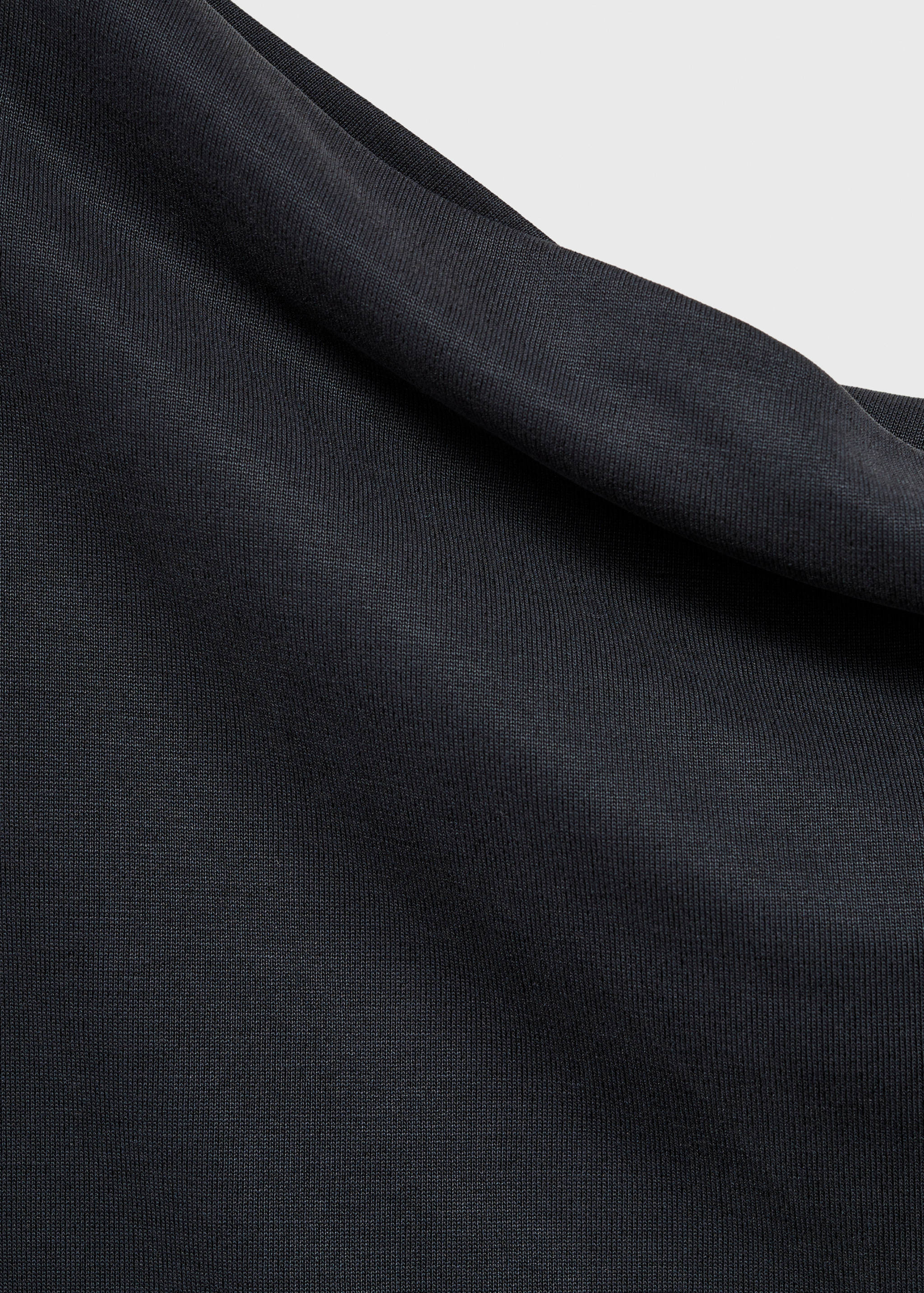 Asymmetrical long-sleeved t-shirt - Details of the article 8