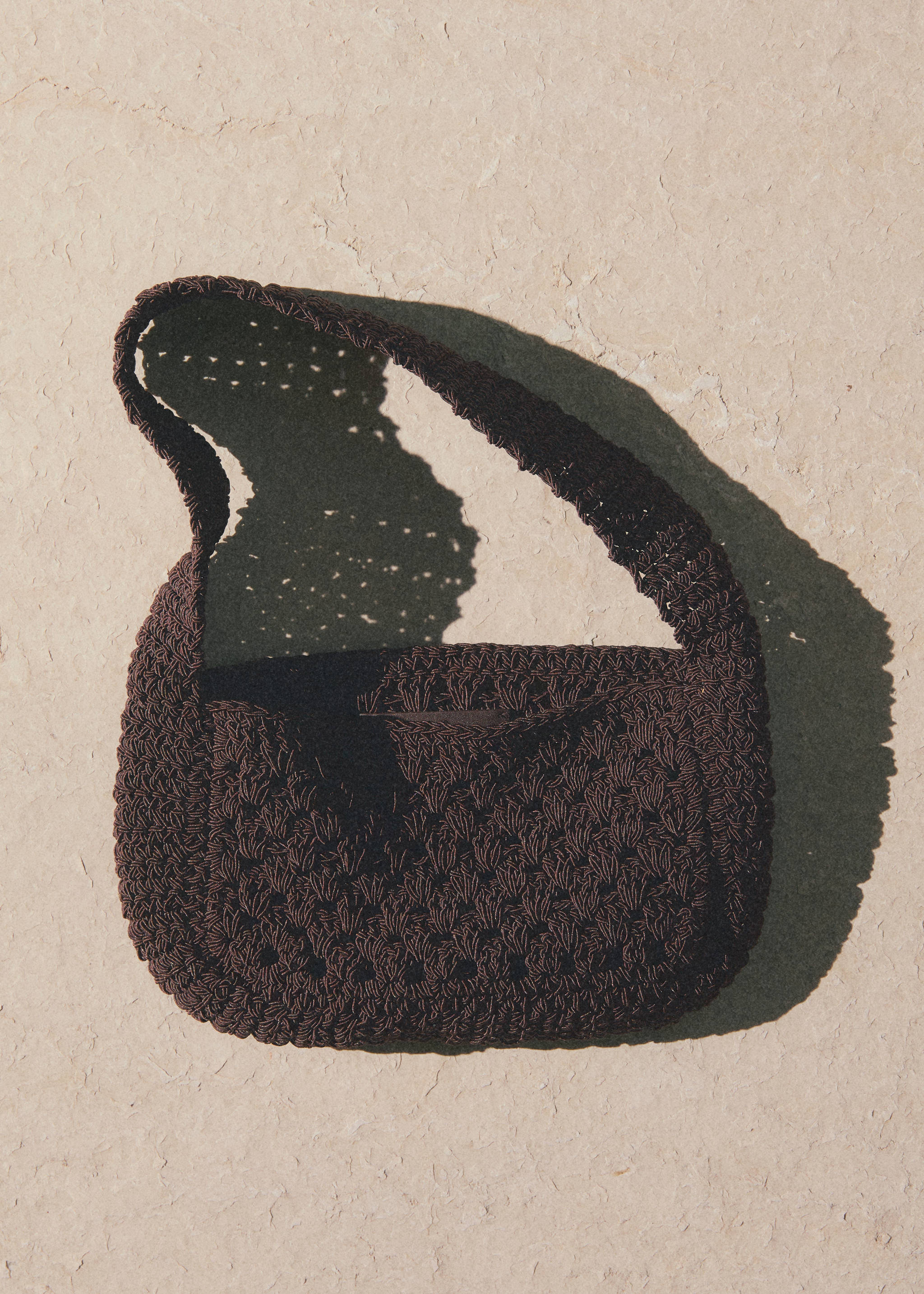 Bolso mano crochet - Detalle del artículo 6, Chocolate. Ref: 77010246-00.