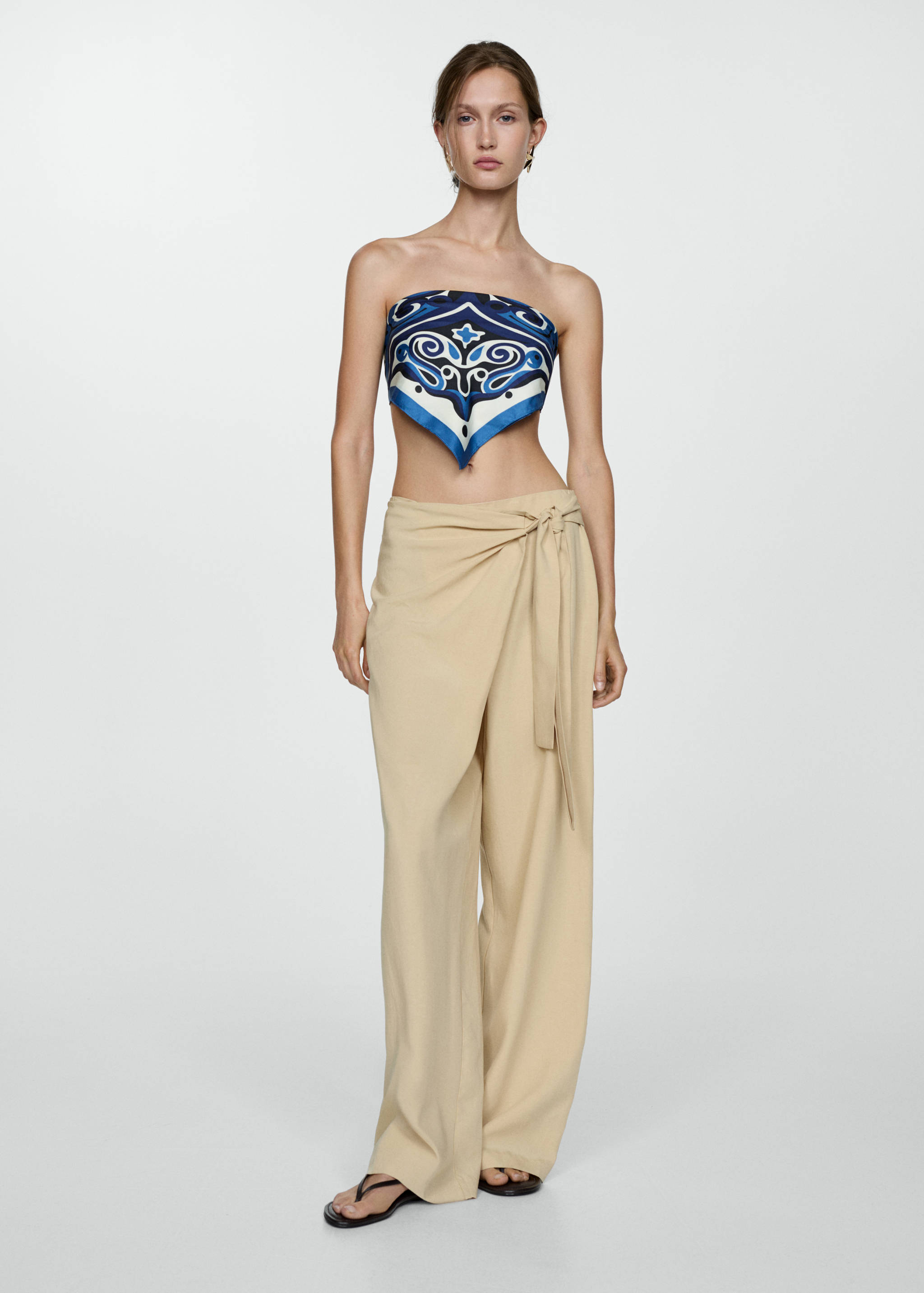 Pañuelo estampado - Plano general