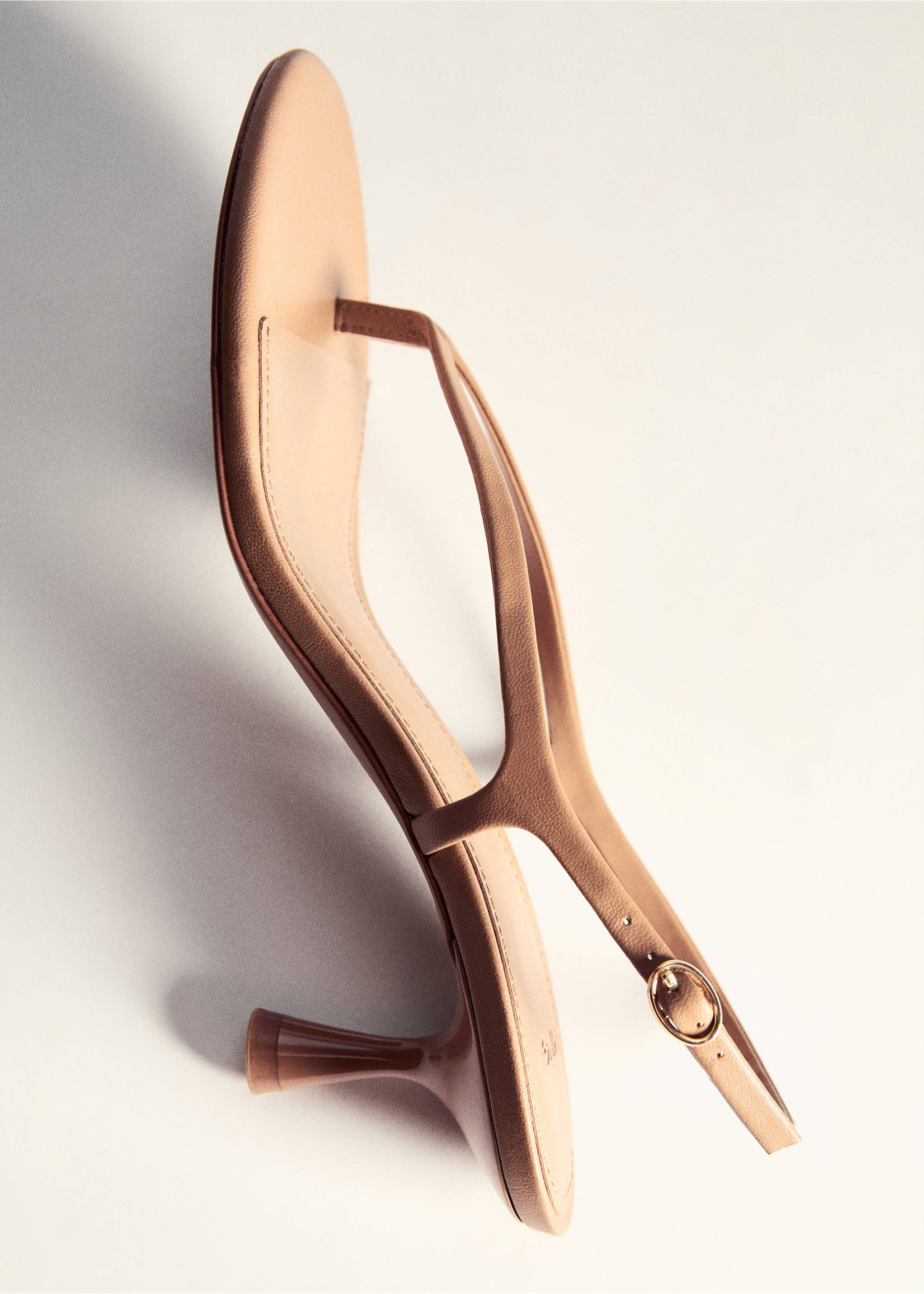 Sandales talon kitten heel - Détail de l'article 5, Marron moyen. Ref: 77010269-00.