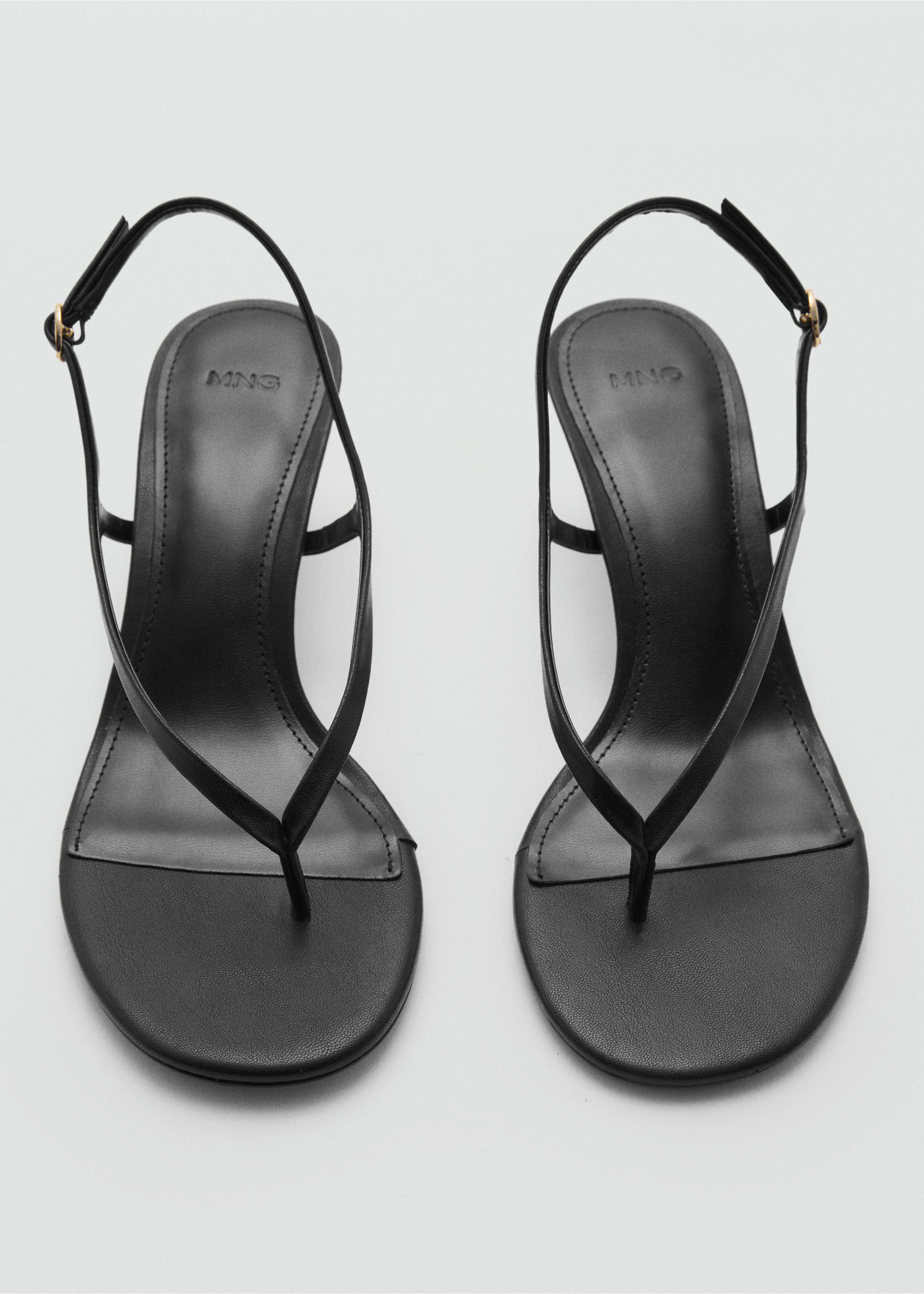 Sandales talon kitten heel - Détail de l'article 2, Noir. Ref: 77010269-00.