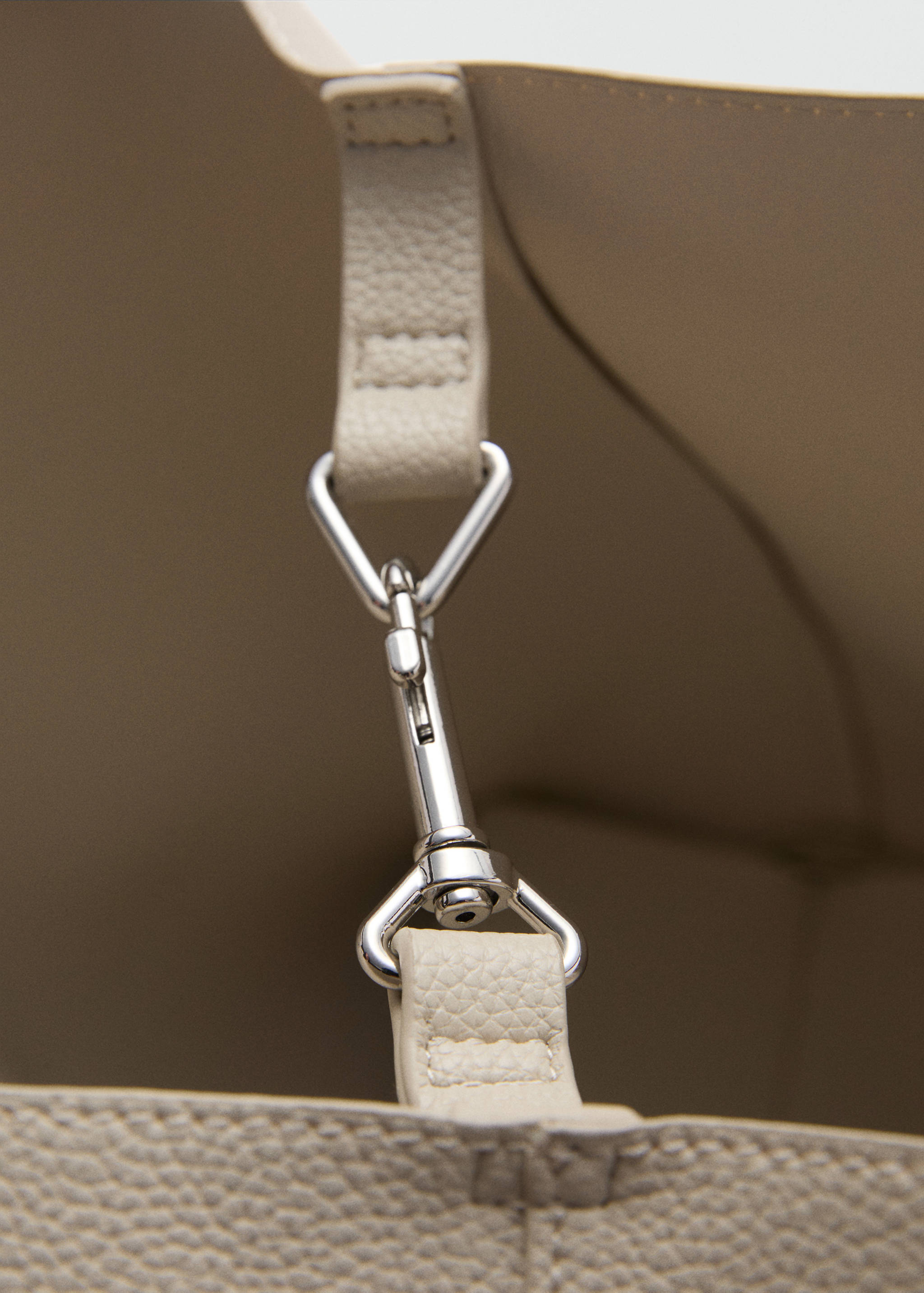 Pebbled effect shopper bag - Details of the article 2