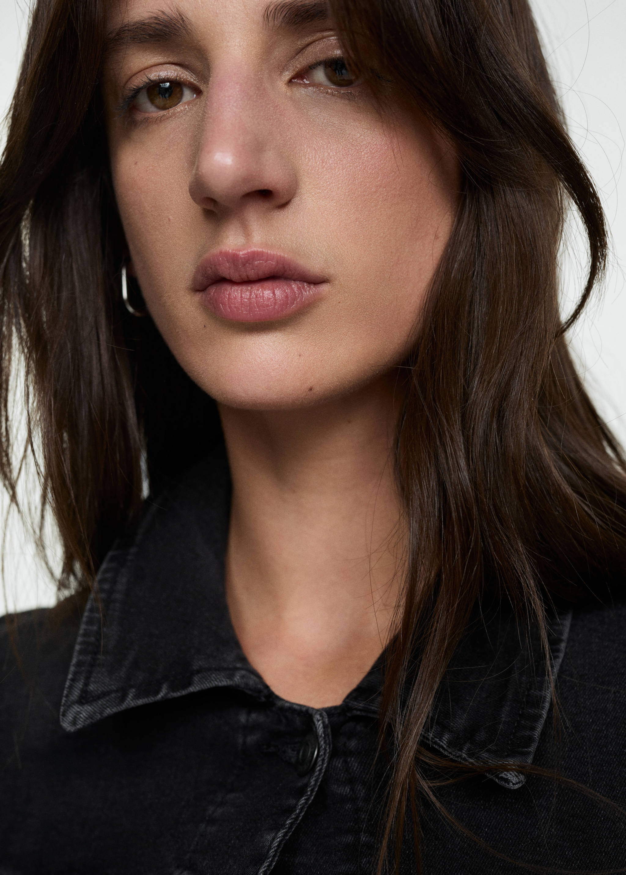 Pocketed denim jacket - Details of the article 1