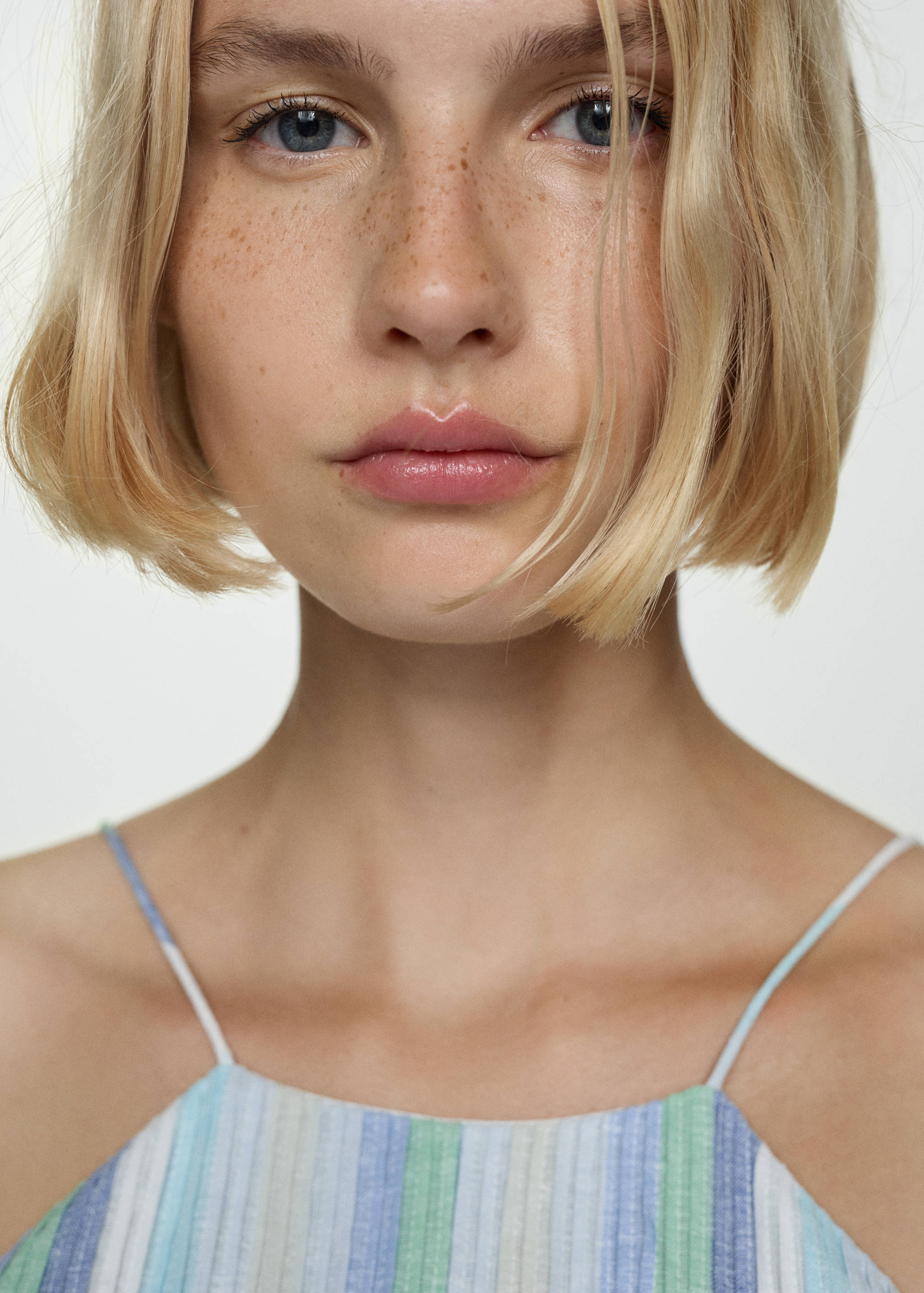 Striped linen dress - Details of the article 1