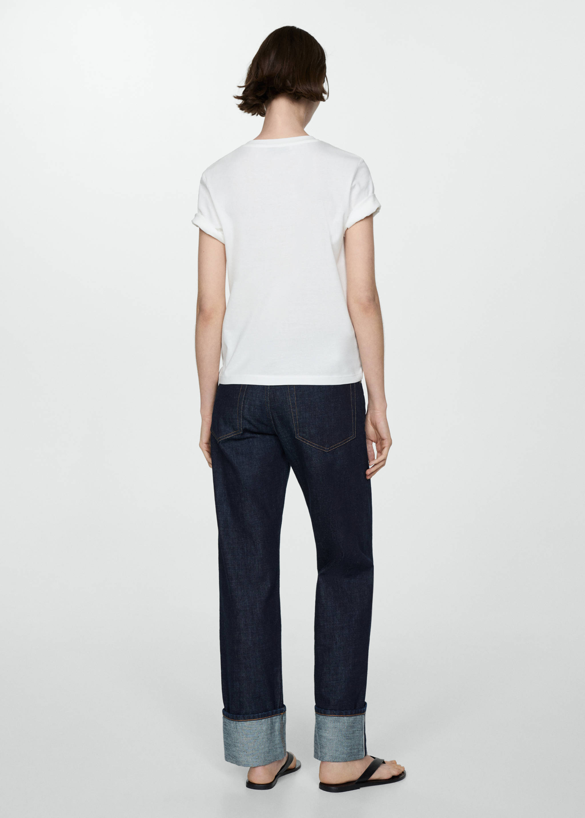 Crochet detail T-shirt - Reverse of the article