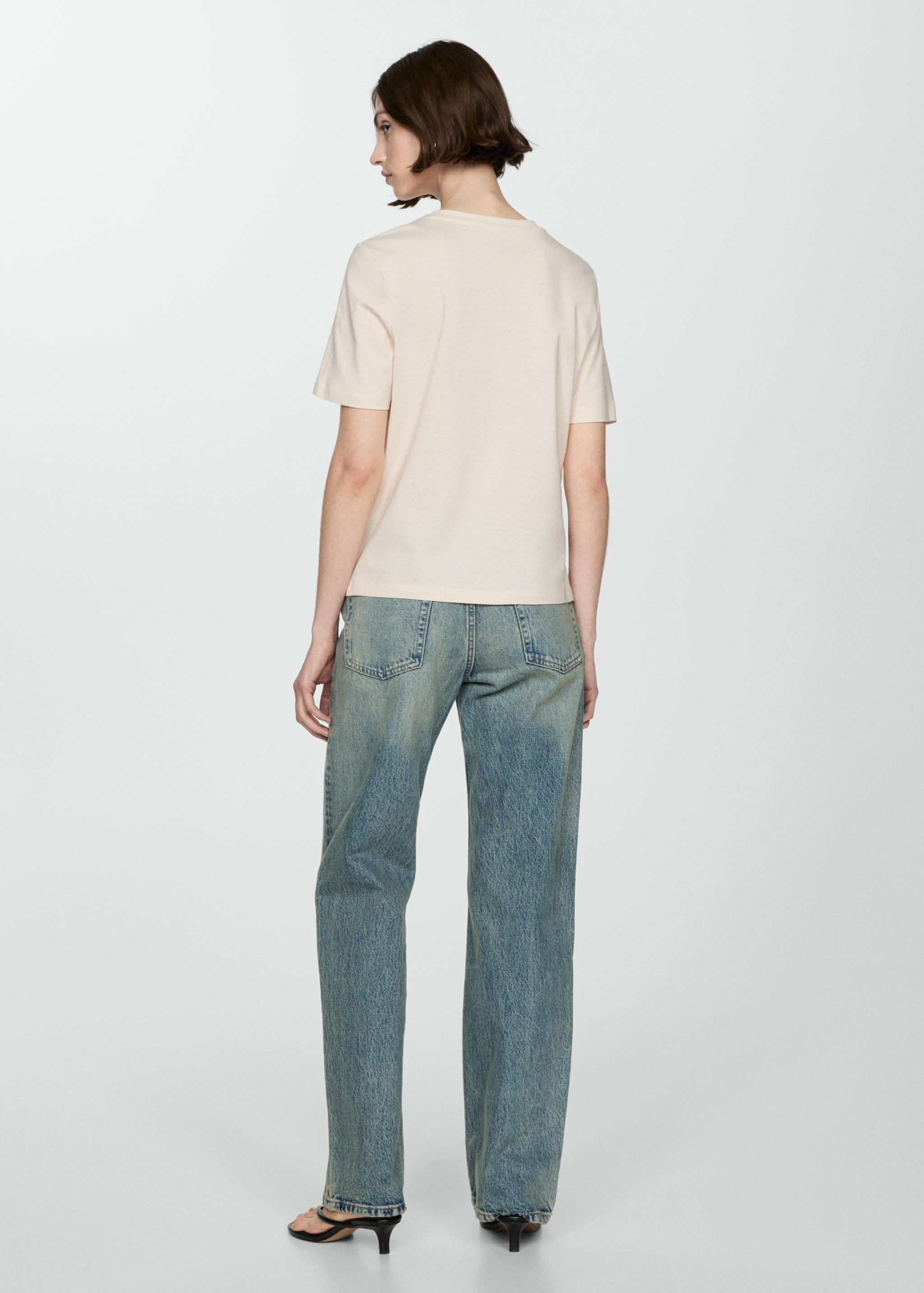 Crochet detail T-shirt - Reverse of the article