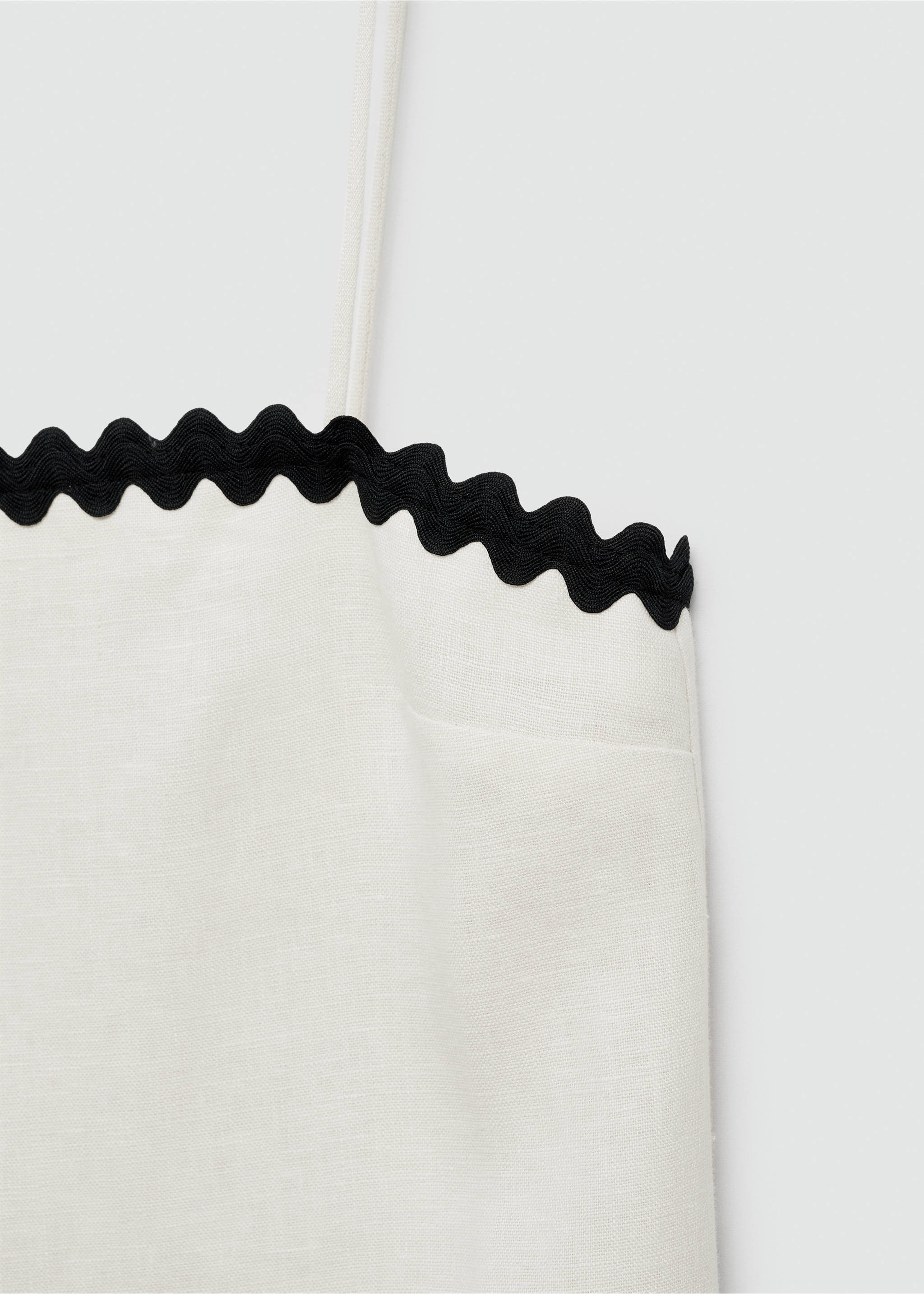 Robe lin détails contrastés - Détail de l'article 8, Sable. Ref: 77010365-00.