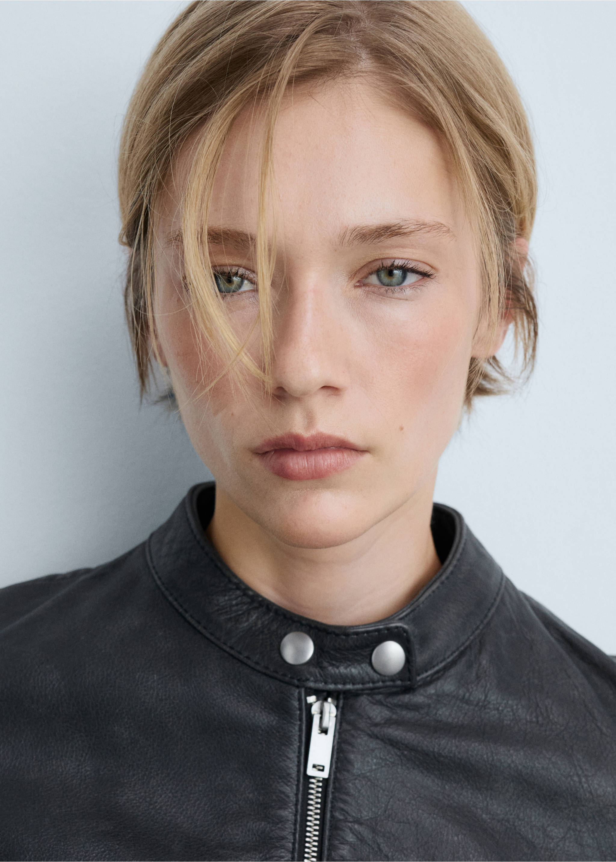 100% leather jacket - Details of the article 1, Black. Ref: 77010390-00.