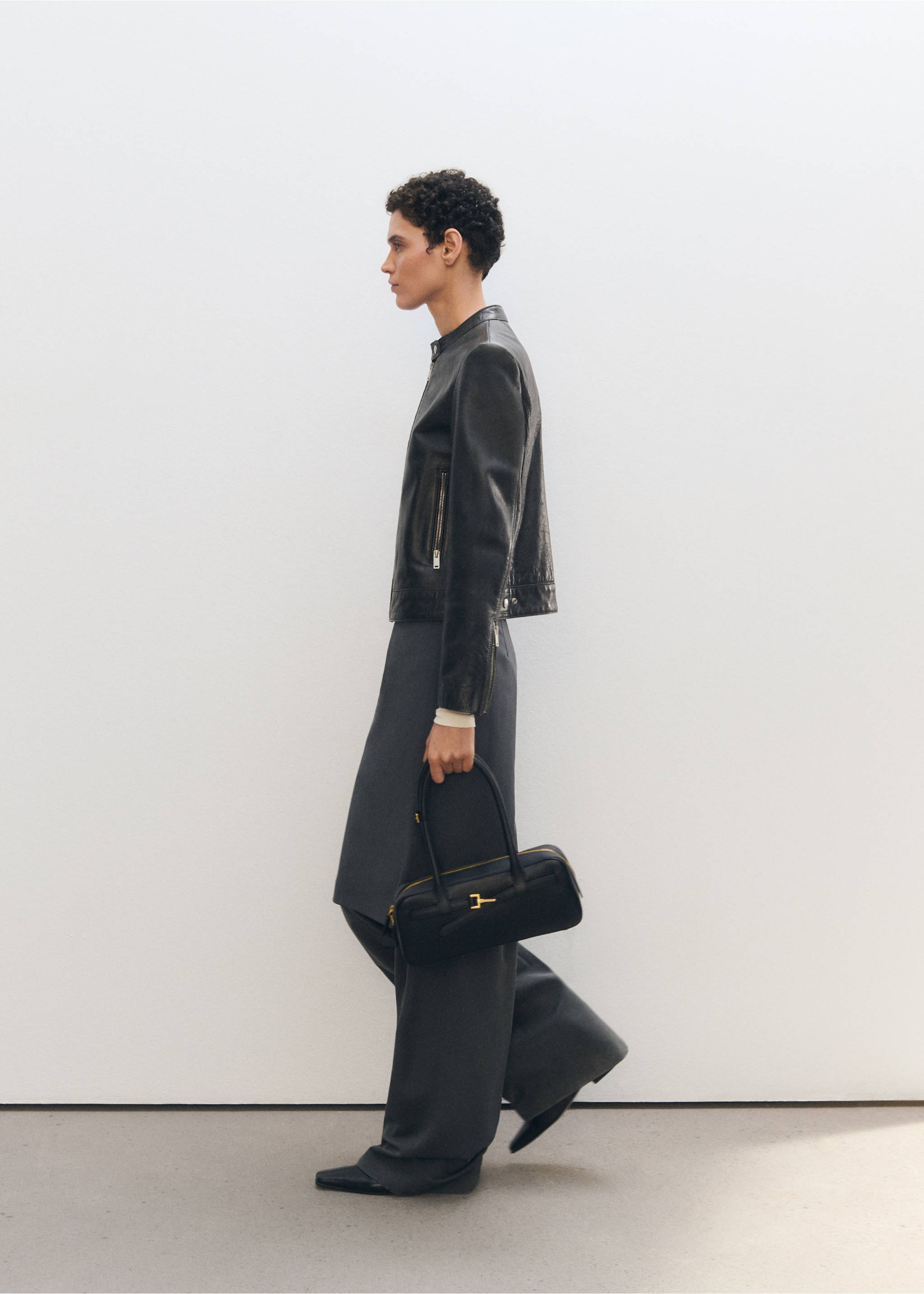 100% leather jacket - Details of the article 3, Black. Ref: 77010390-00.