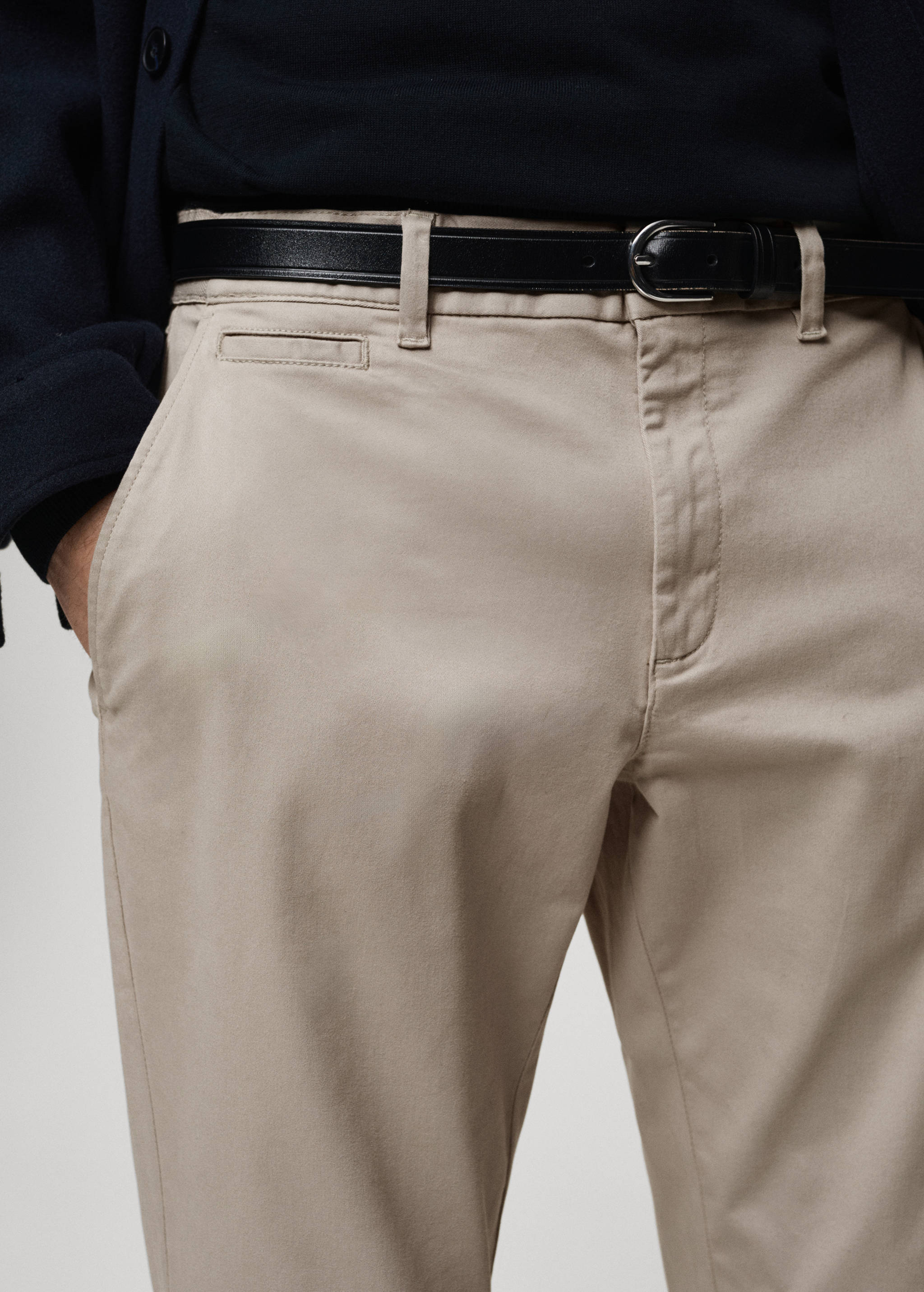 Cotton tapered crop trousers - Details of the article 1
