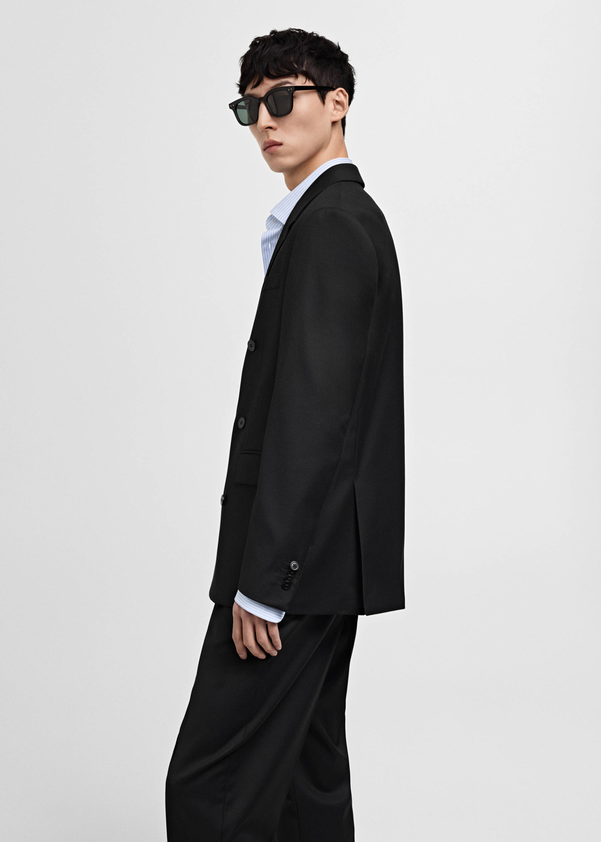 Double-breasted regular-fit suit jacket - Details of the article 3