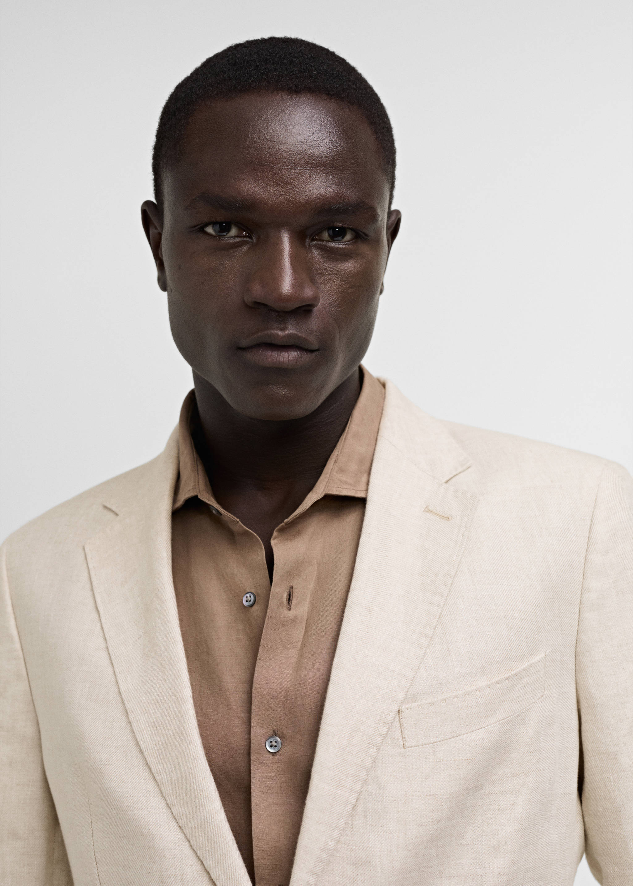 100% linen slim-fit suit jacket - Details of the article 1