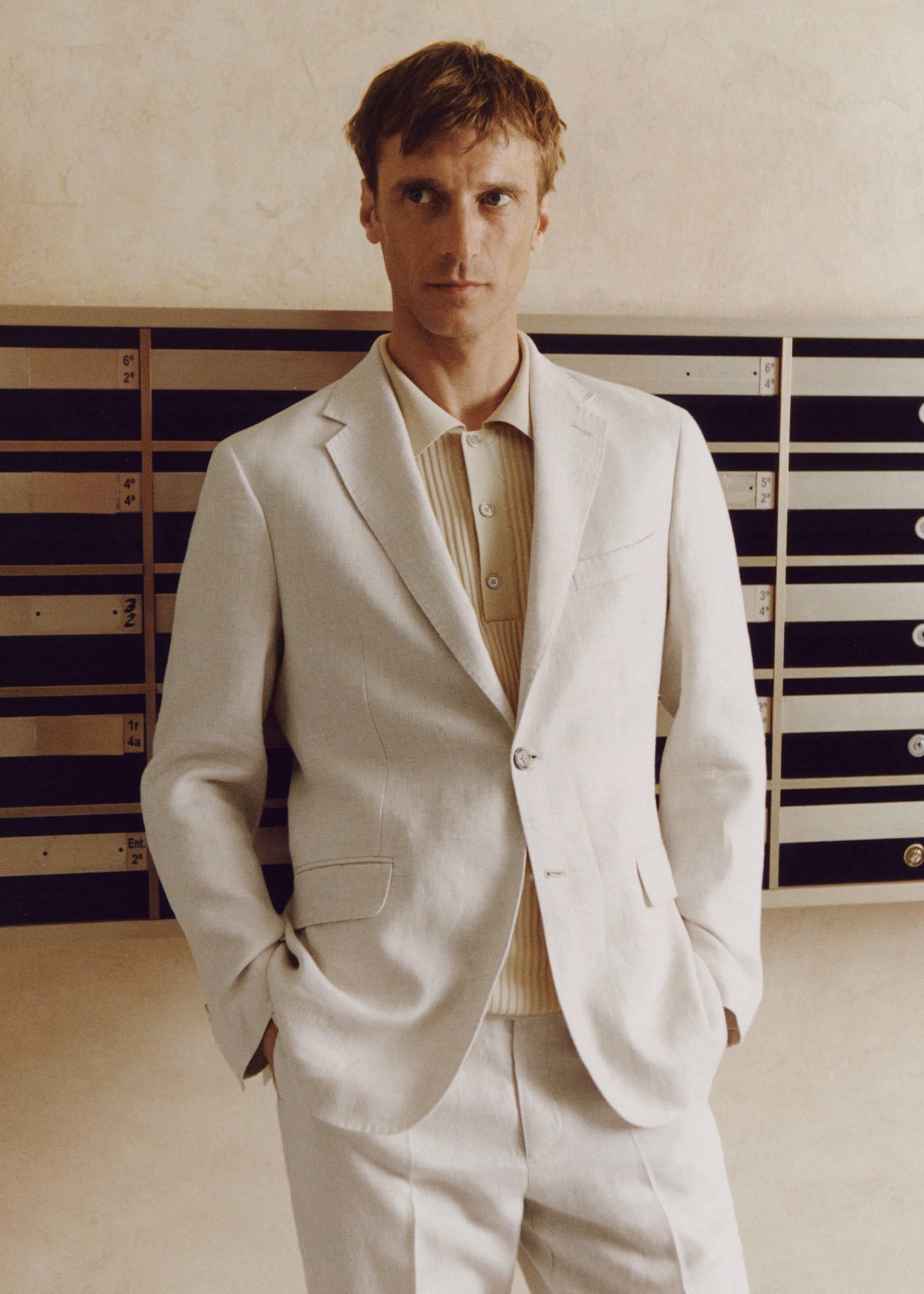 100% linen slim-fit suit jacket - Details of the article 3