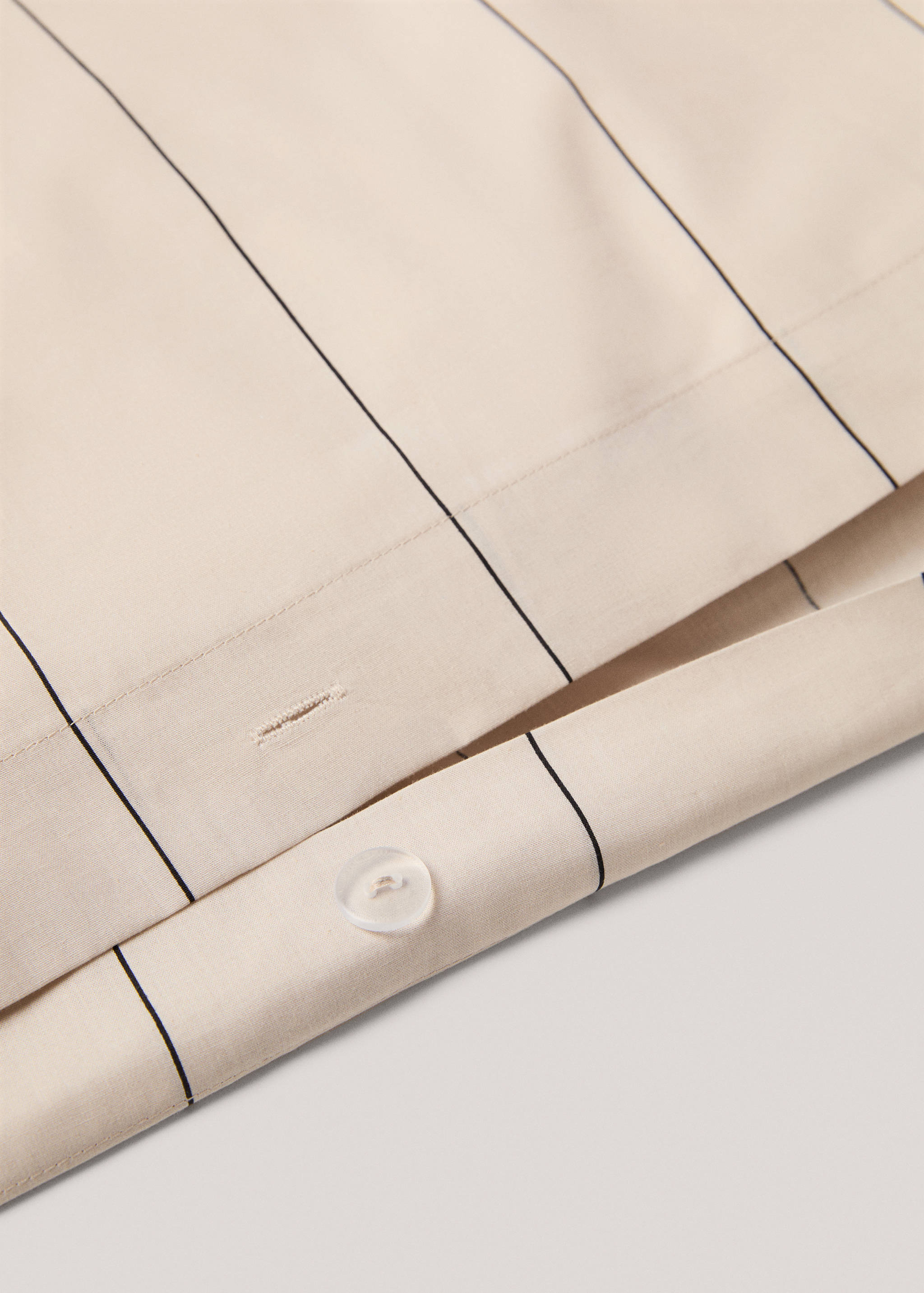 100% cotton striped duvet cover for king bed - Details of the article 2