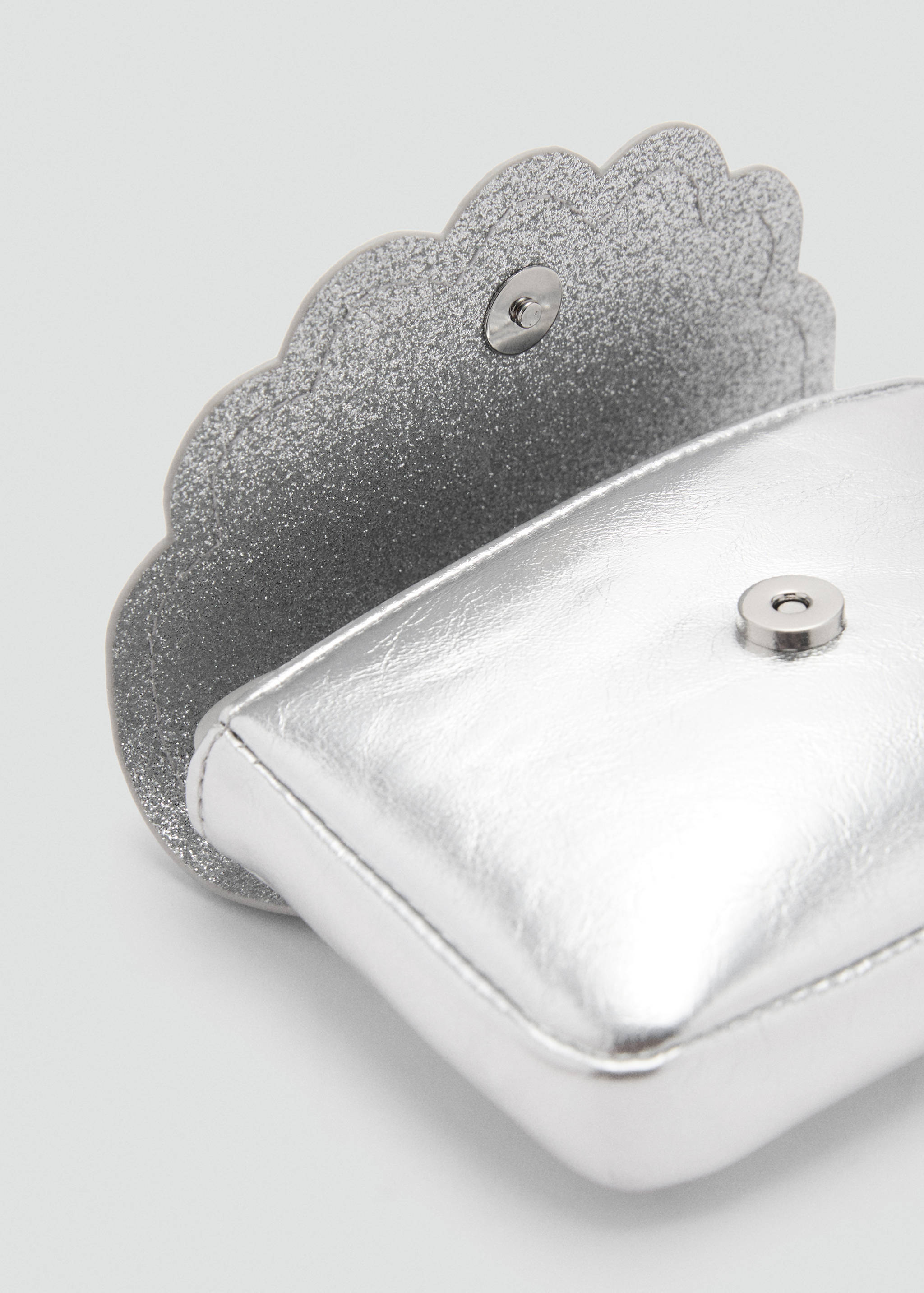 Metallic-effect bag - Details of the article 2