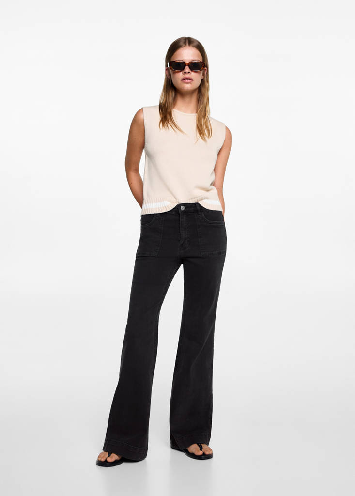 Flared jeans with pocket — Black denim