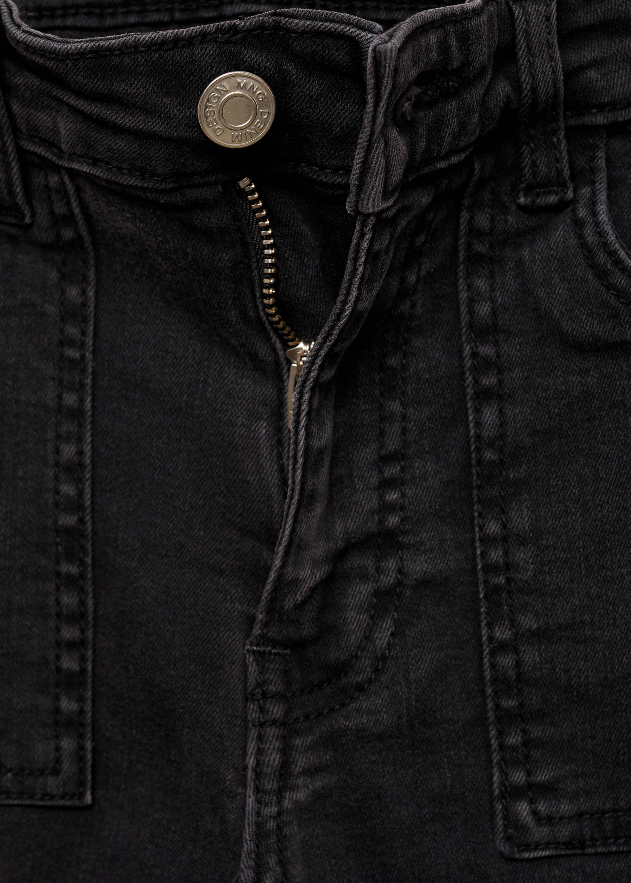Flared jeans with pocket - Details of the article 8, Black denim. Ref: 77010610-00.