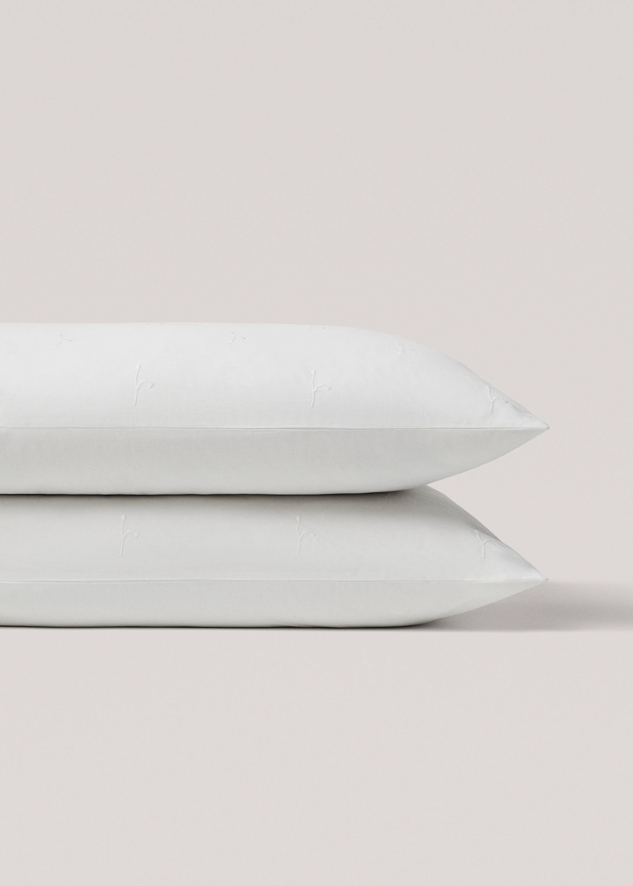 Floral embroidered cotton pillowcase 50x75cm - Details of the article 4