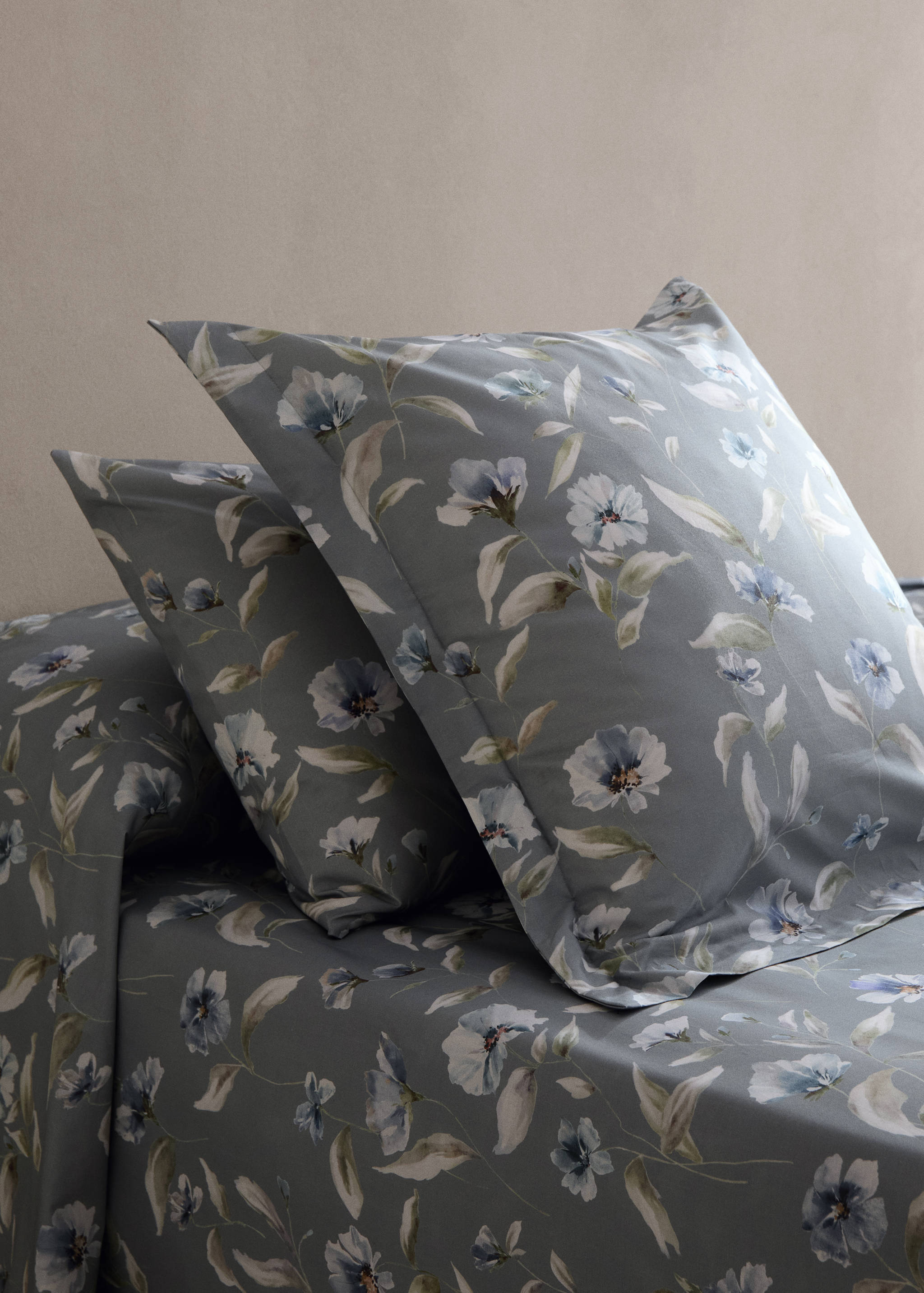 Funda coixinera disseny flors 50x75cm - Pla general