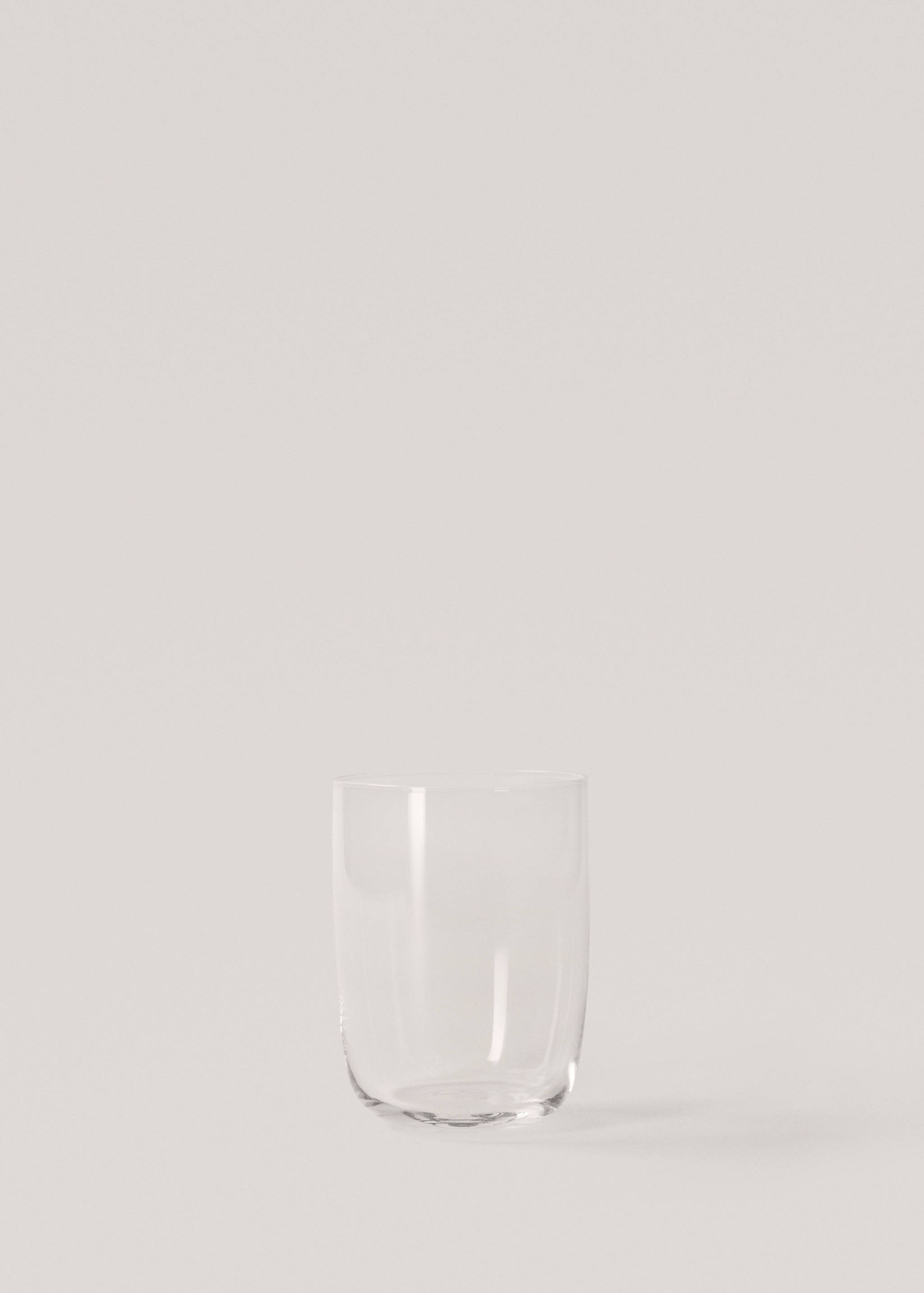 Kleines Borosilikat-Trinkglas mit glattem  Design - Artikel ohne Model