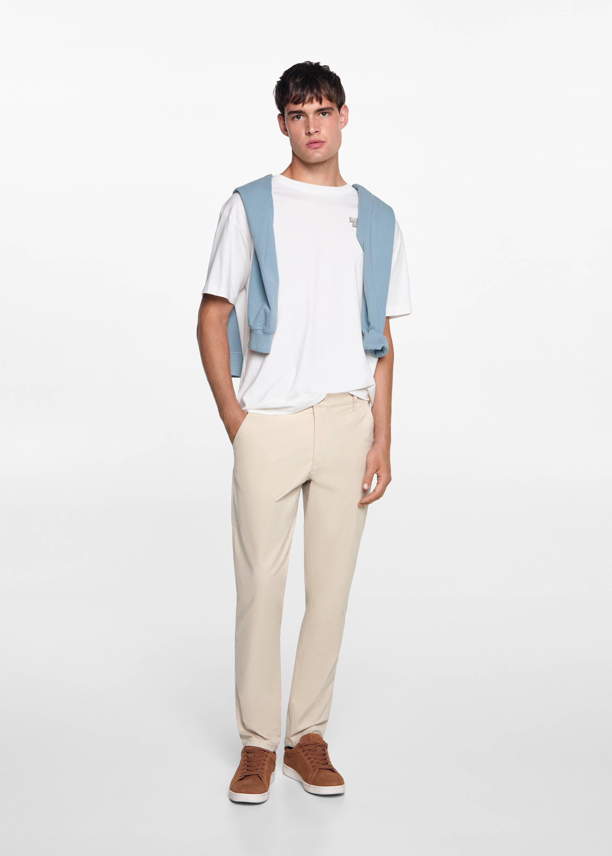 Cotton chinos - General plane