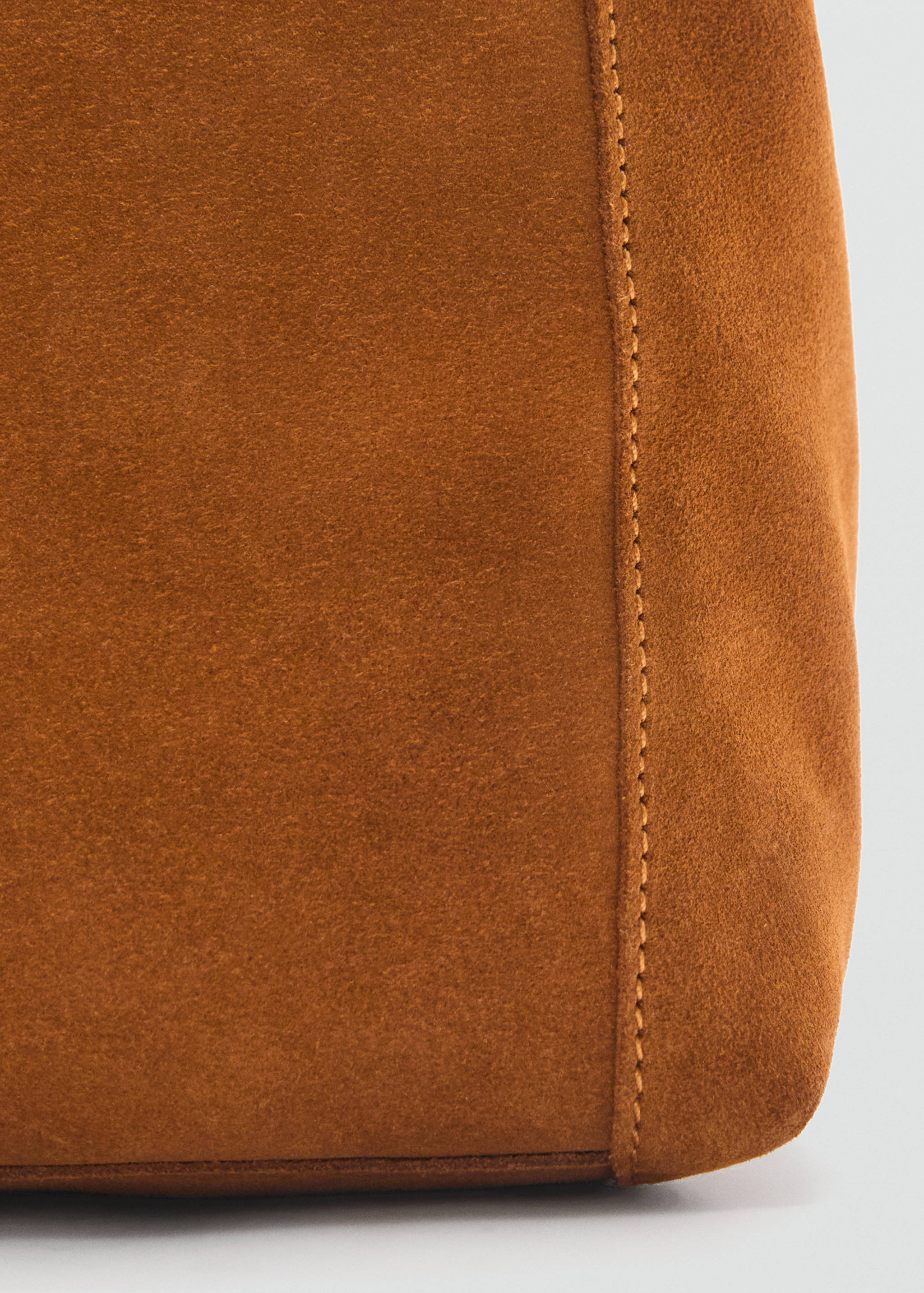 Suede shoulder bag - Details of the article 1