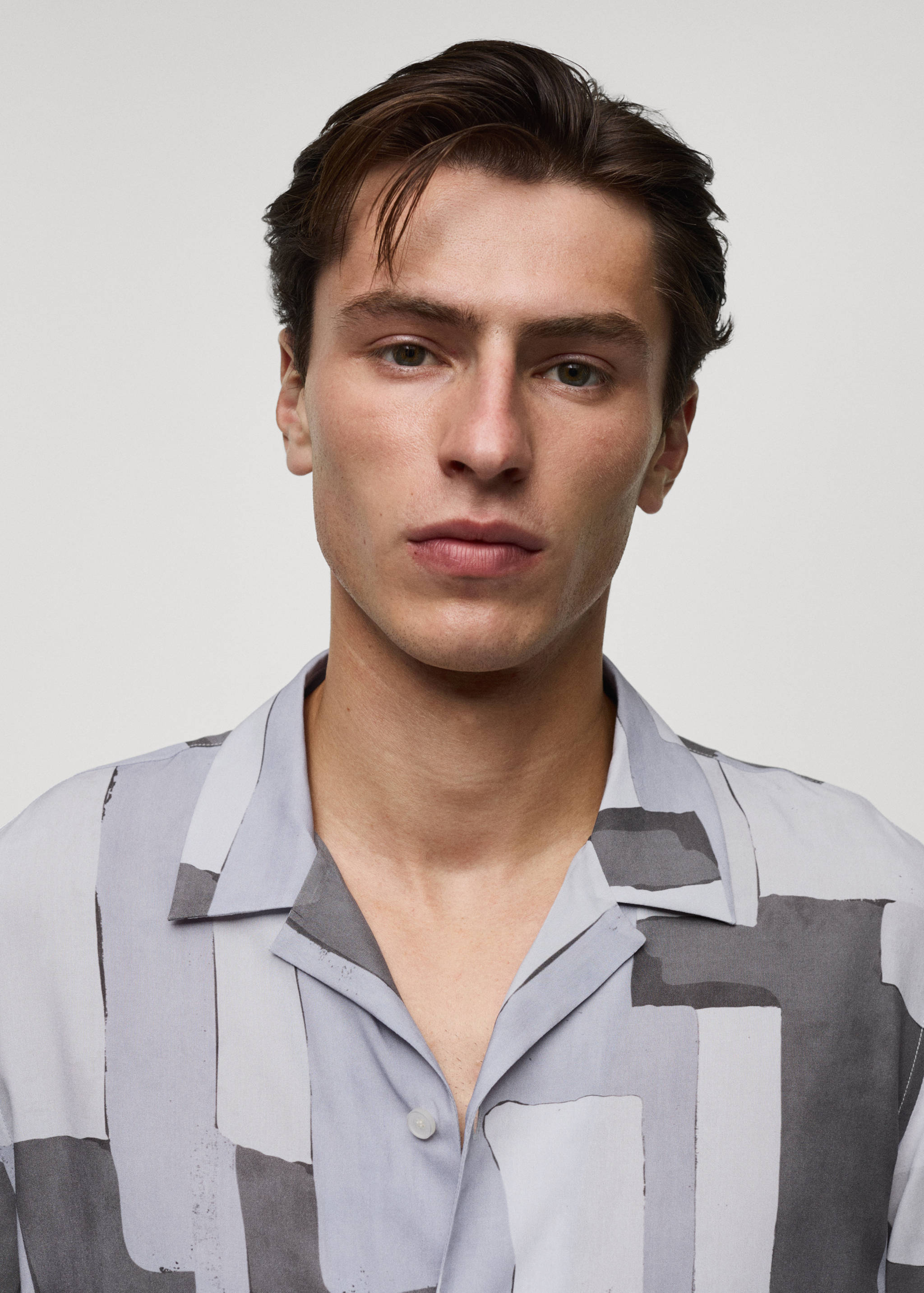 Soepelvallend bedrukt regular-fit overhemd - Detail van het artikel 1