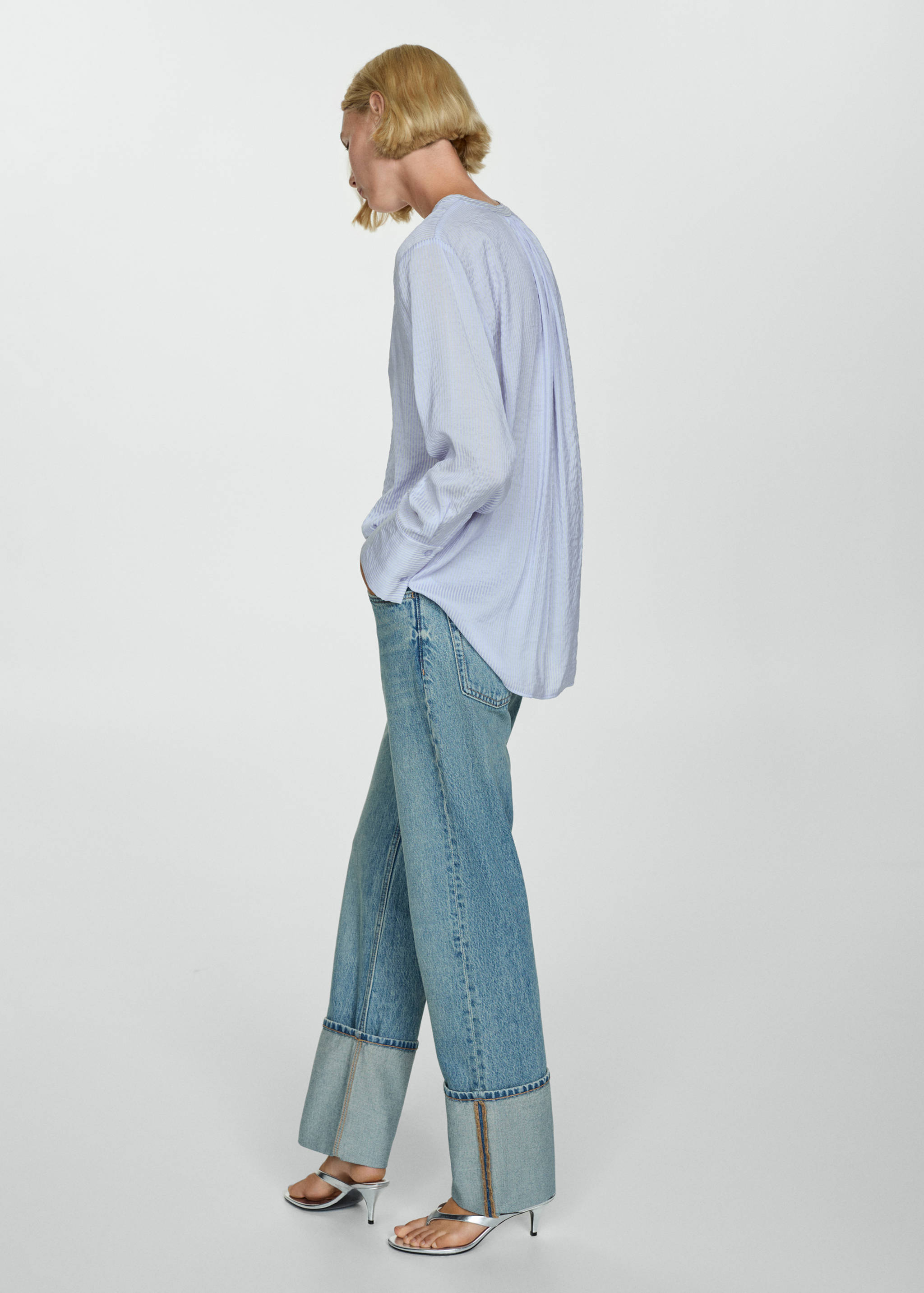 Striped flowy shirt - Reverse of the article