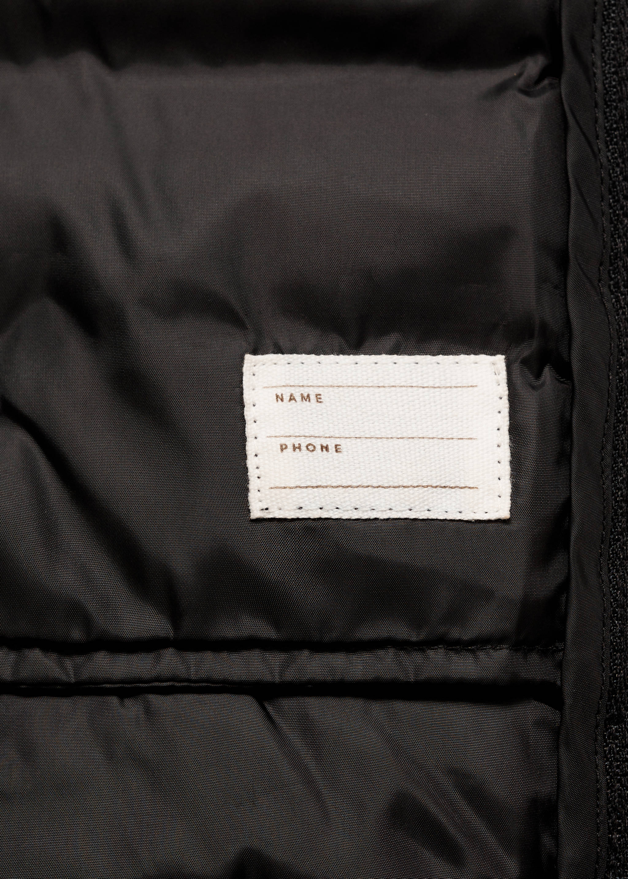 Quilted vest with hood - Details of the article 0