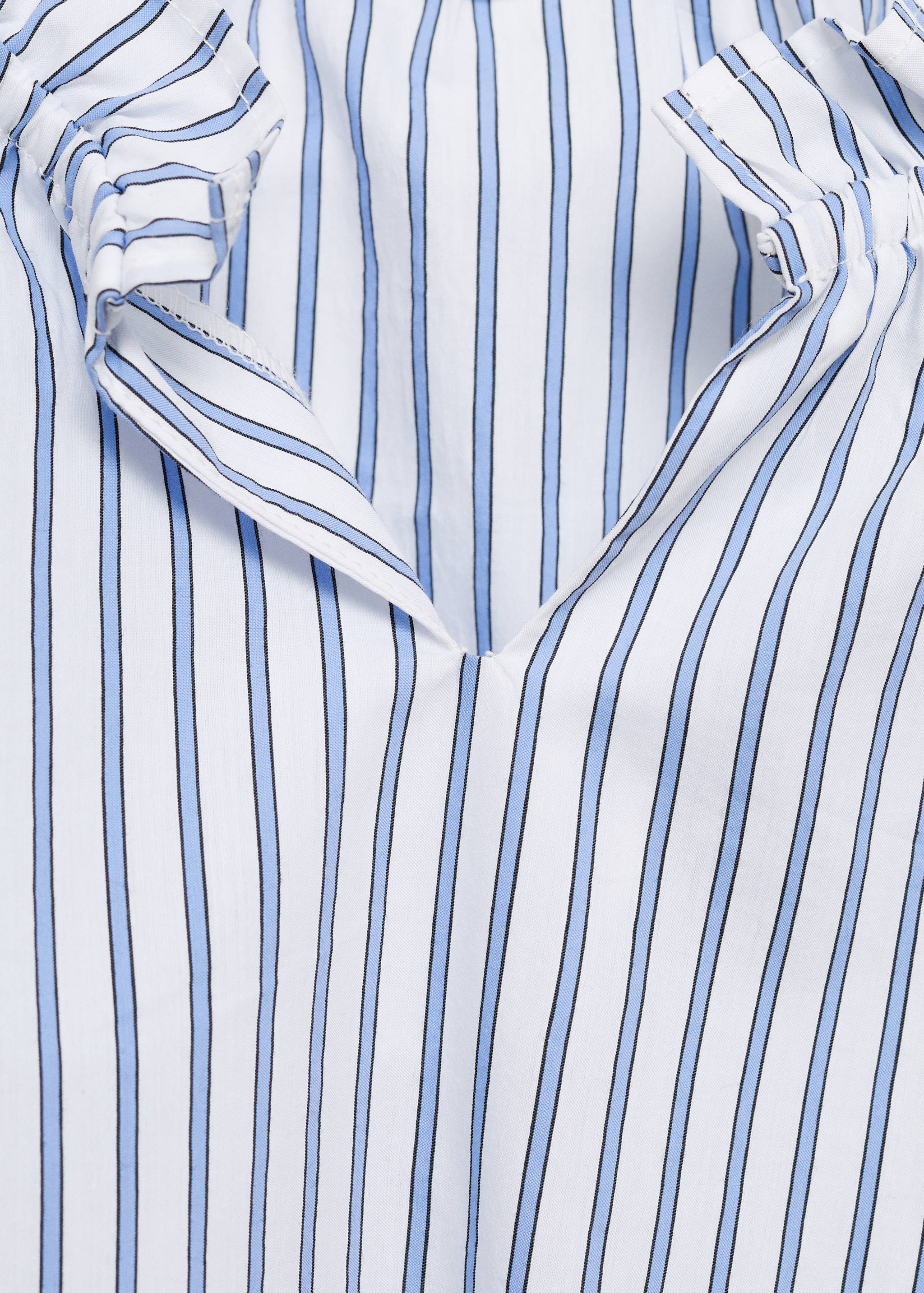 Блузка в полоску с присборенной деталью - Деталь изделия 8