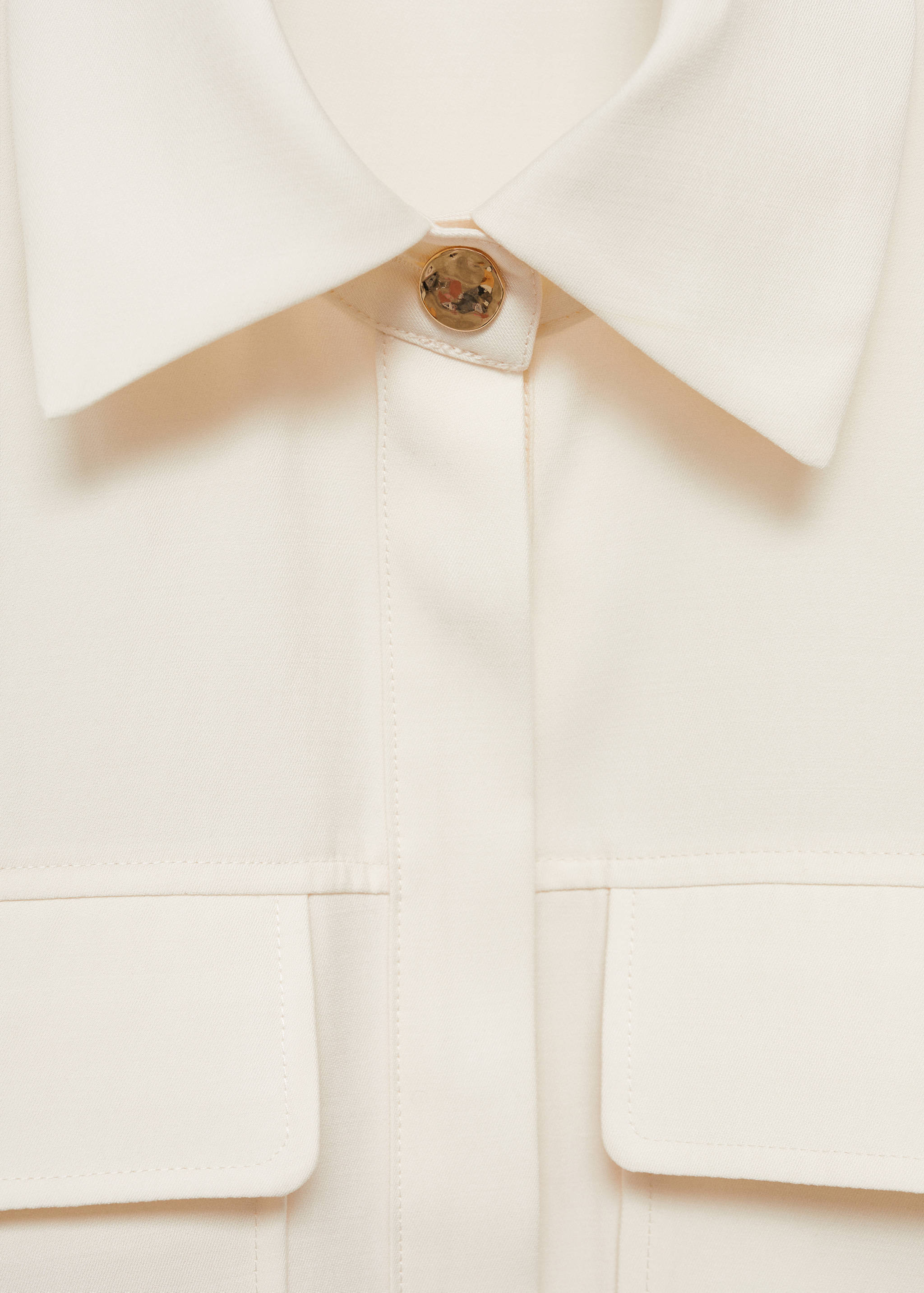 Short sleeve shirt with pockets - Details of the article 8