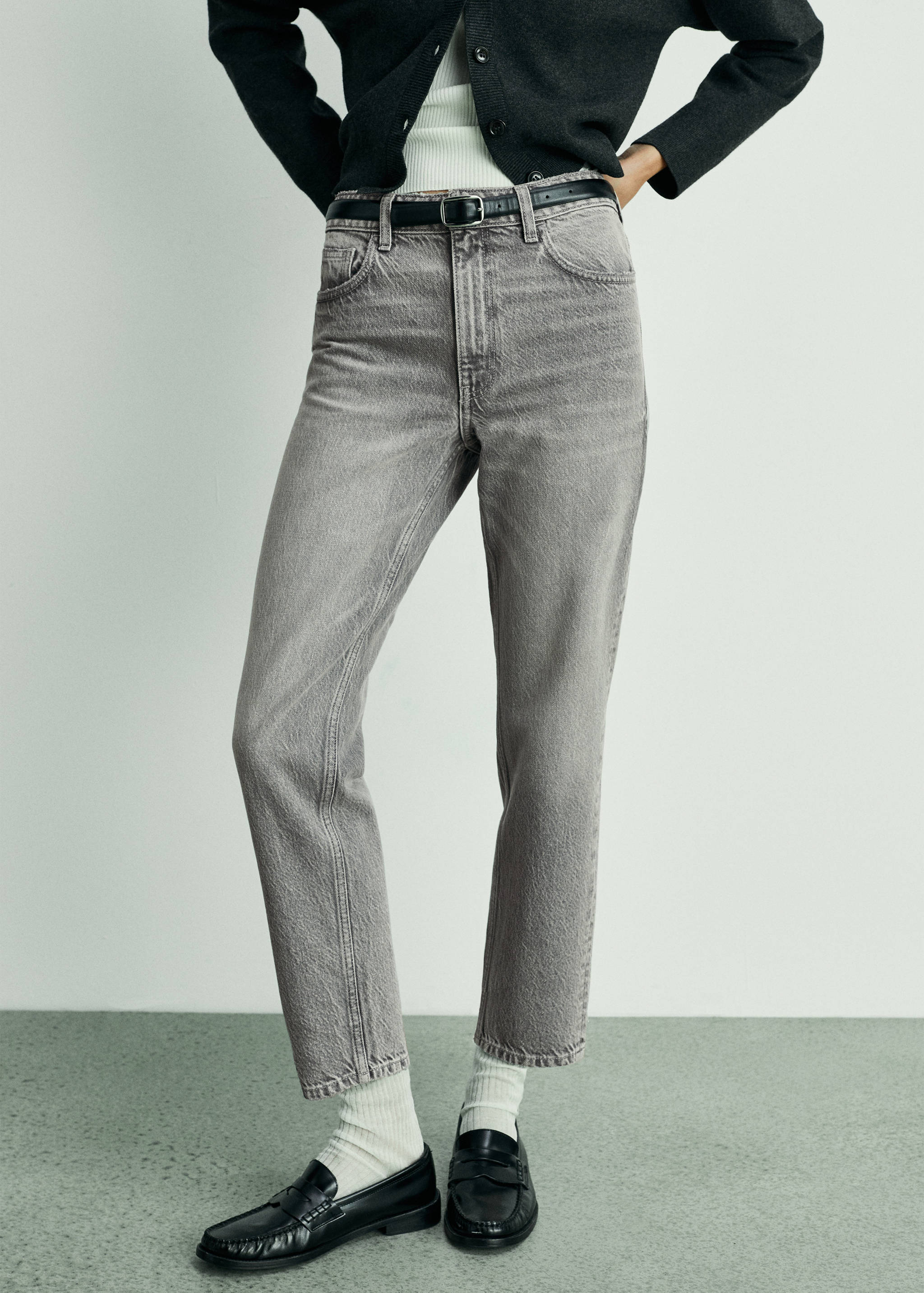 Jeans Mom2000 mom tiro alto - Plano medio