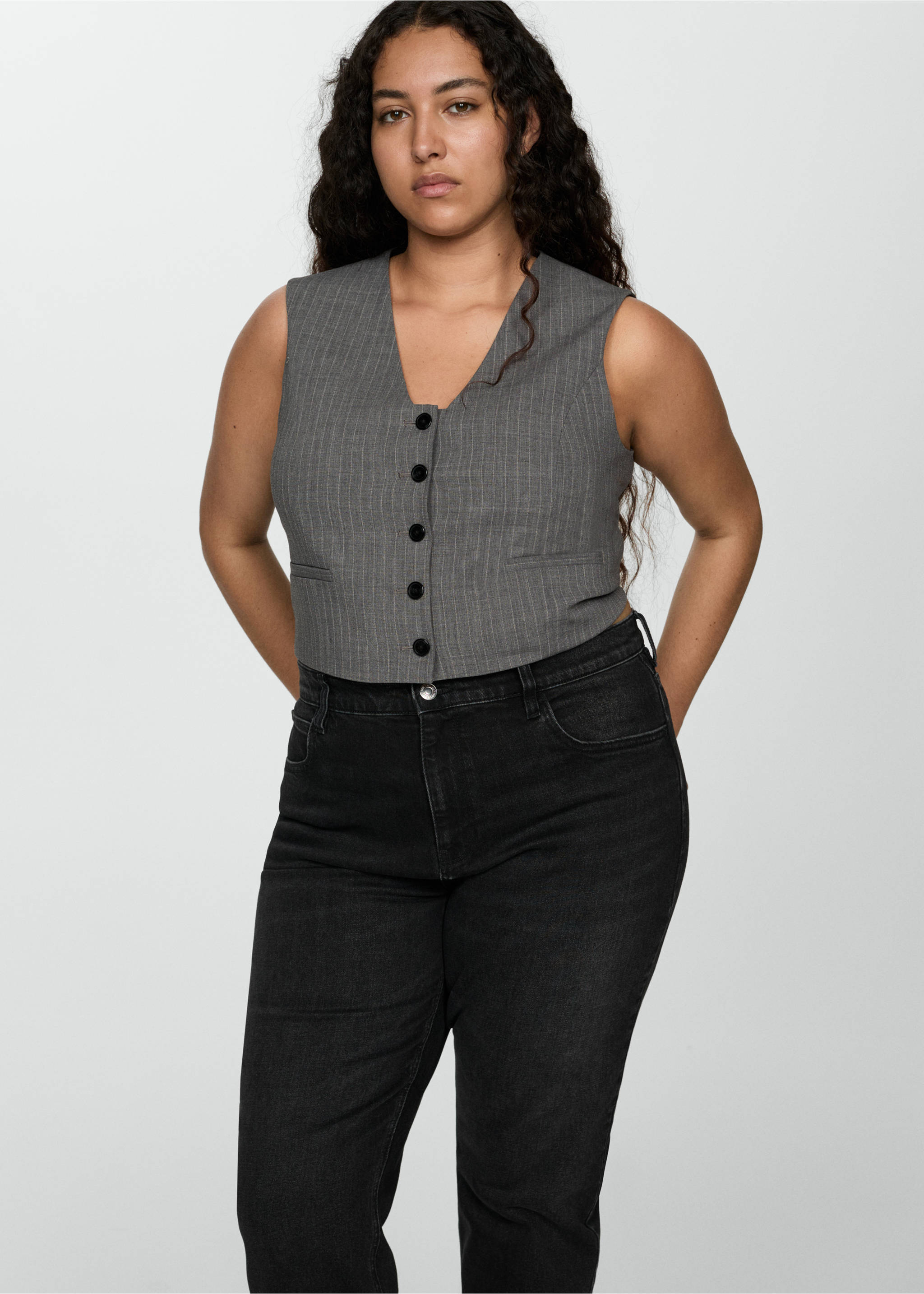 Jean Newmom confort taille haute - Détail de l'article 5, Black denim. Ref: 77014027-00.