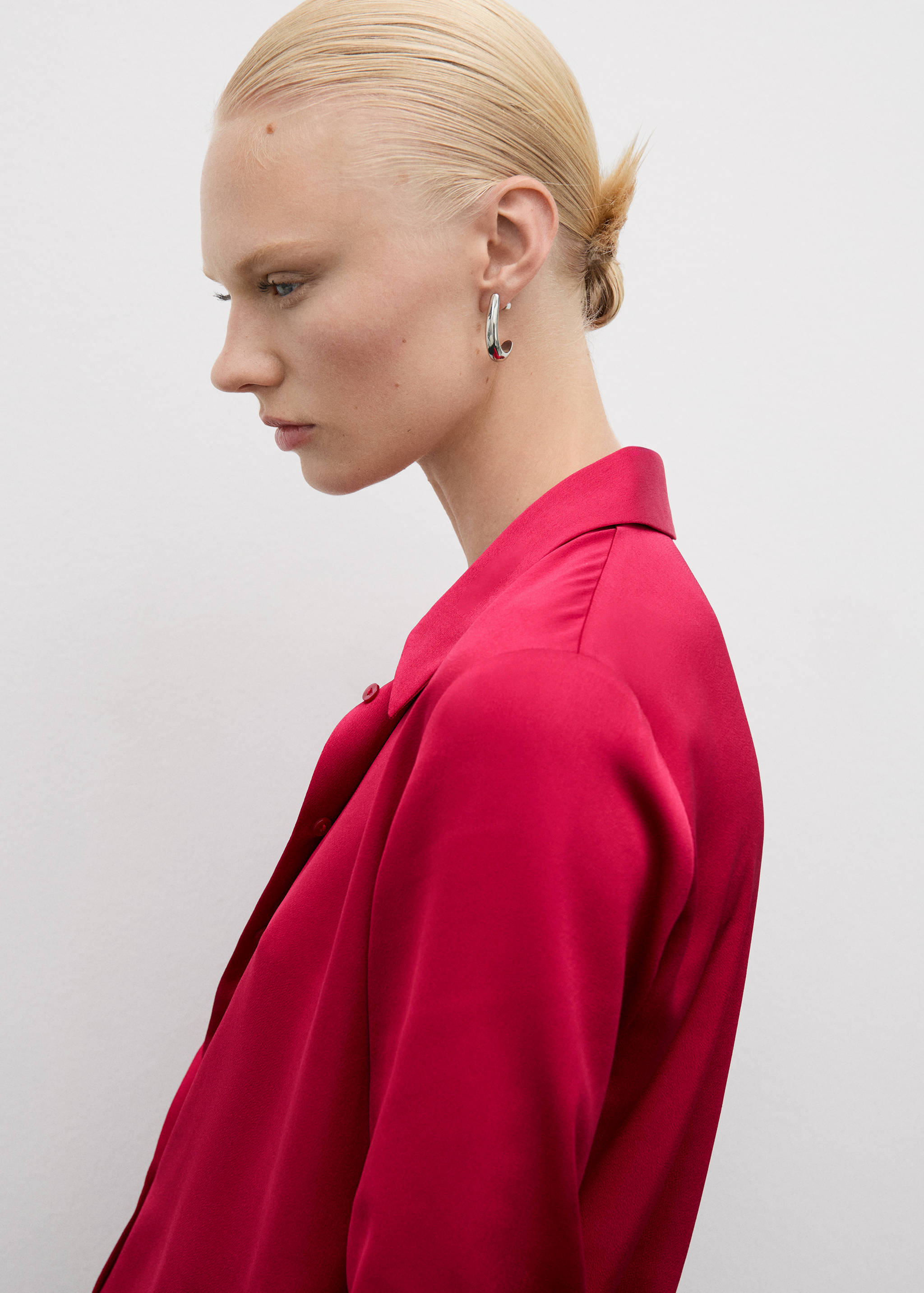 Satin finish flowy shirt - Details of the article 1