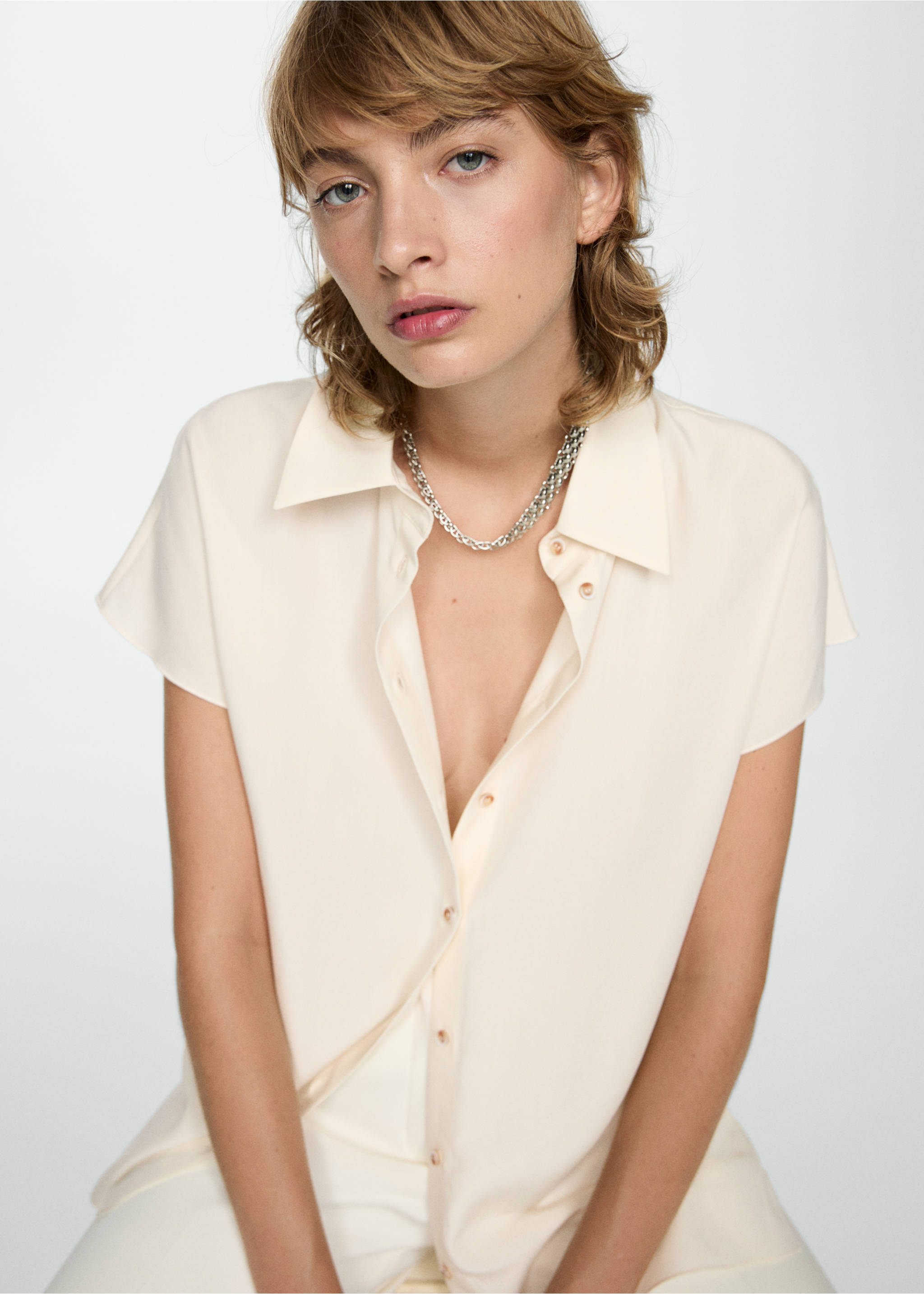 Short-sleeved lyocell shirt - Средний план, Экрю. Ref: 77014034-00.