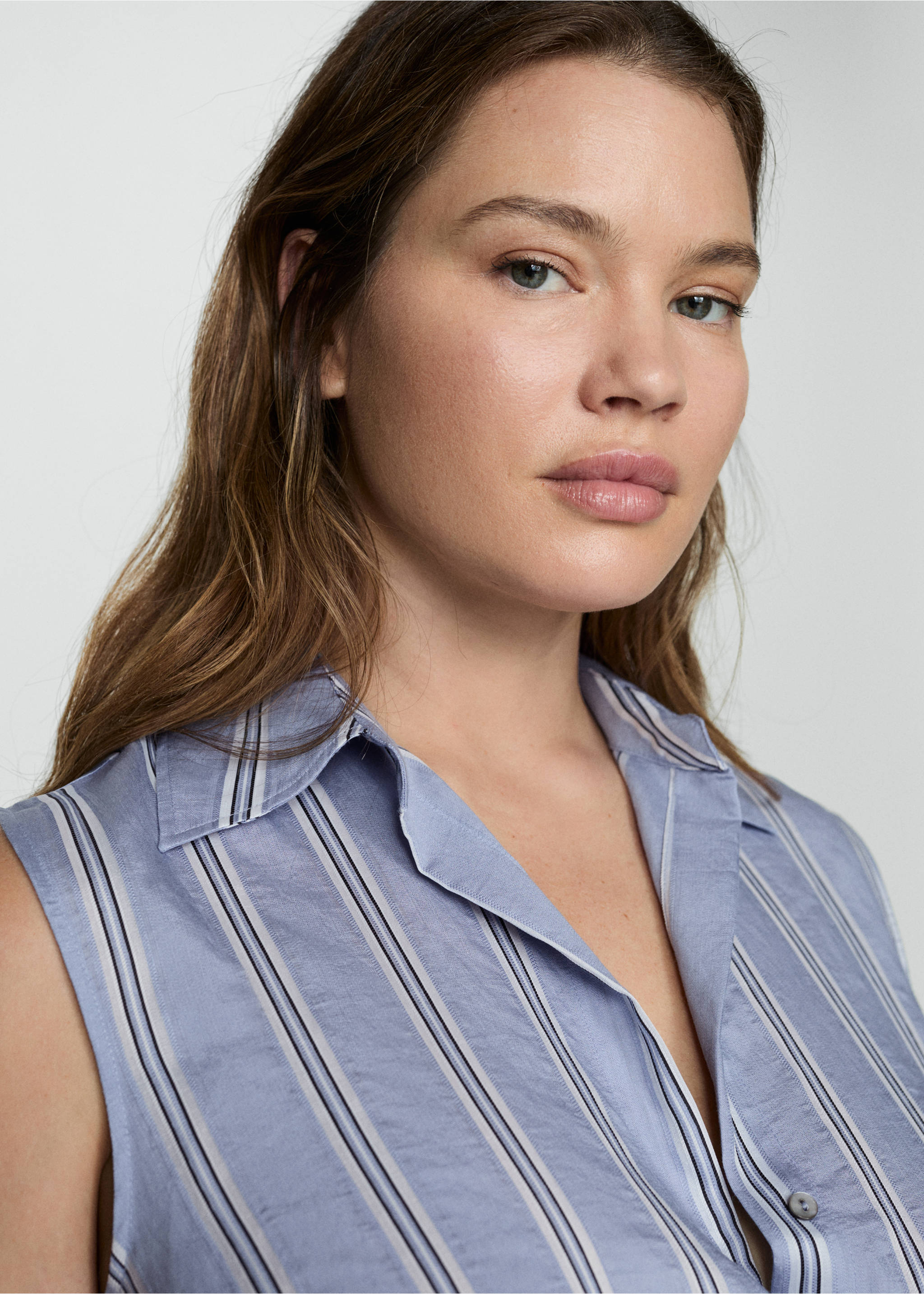 Robe chemise drapée - Détail de l'article 4, Bleu. Ref: 77014035-00.